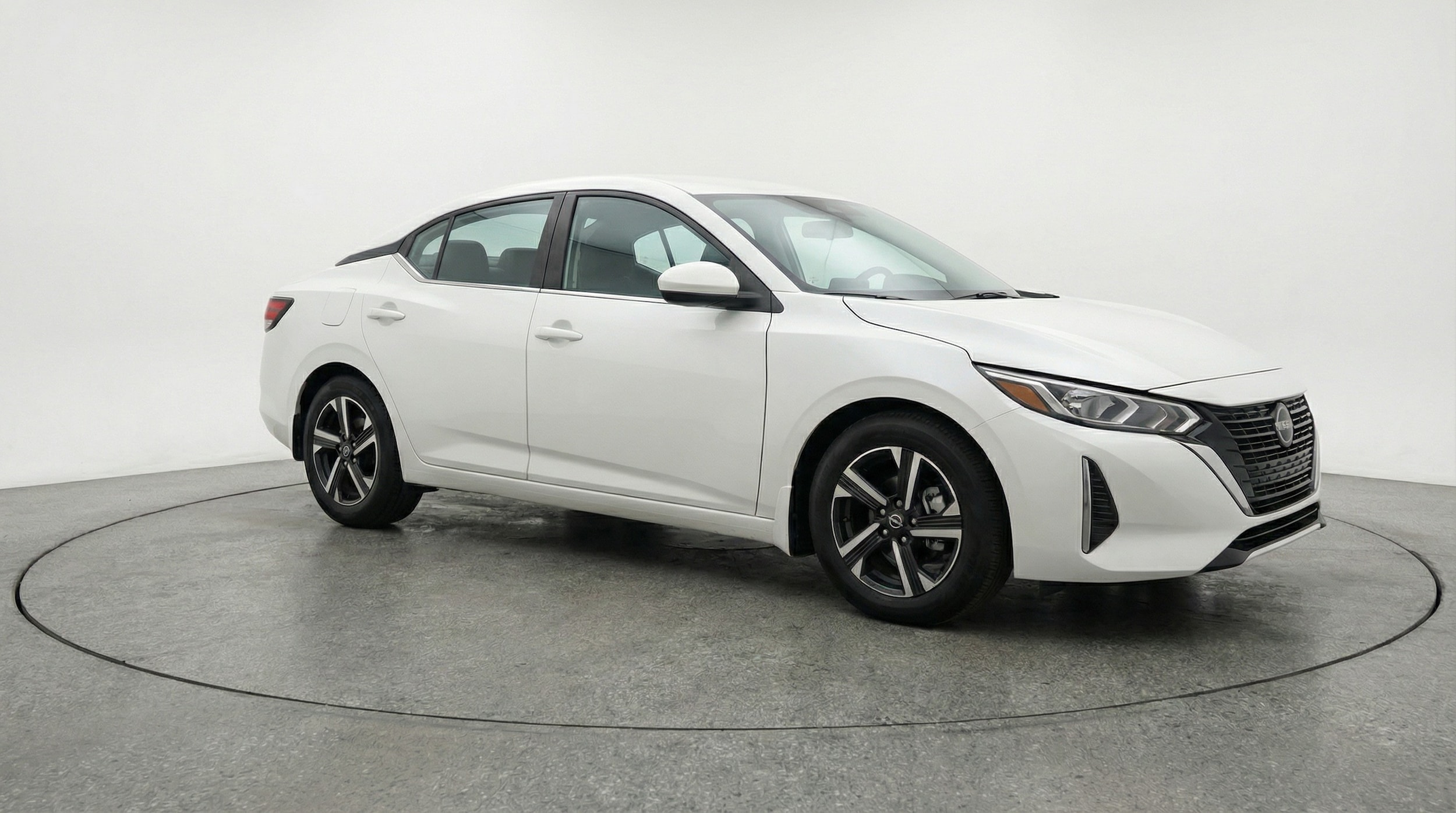 Thumbnail: 2025 Nissan Sentra - 1