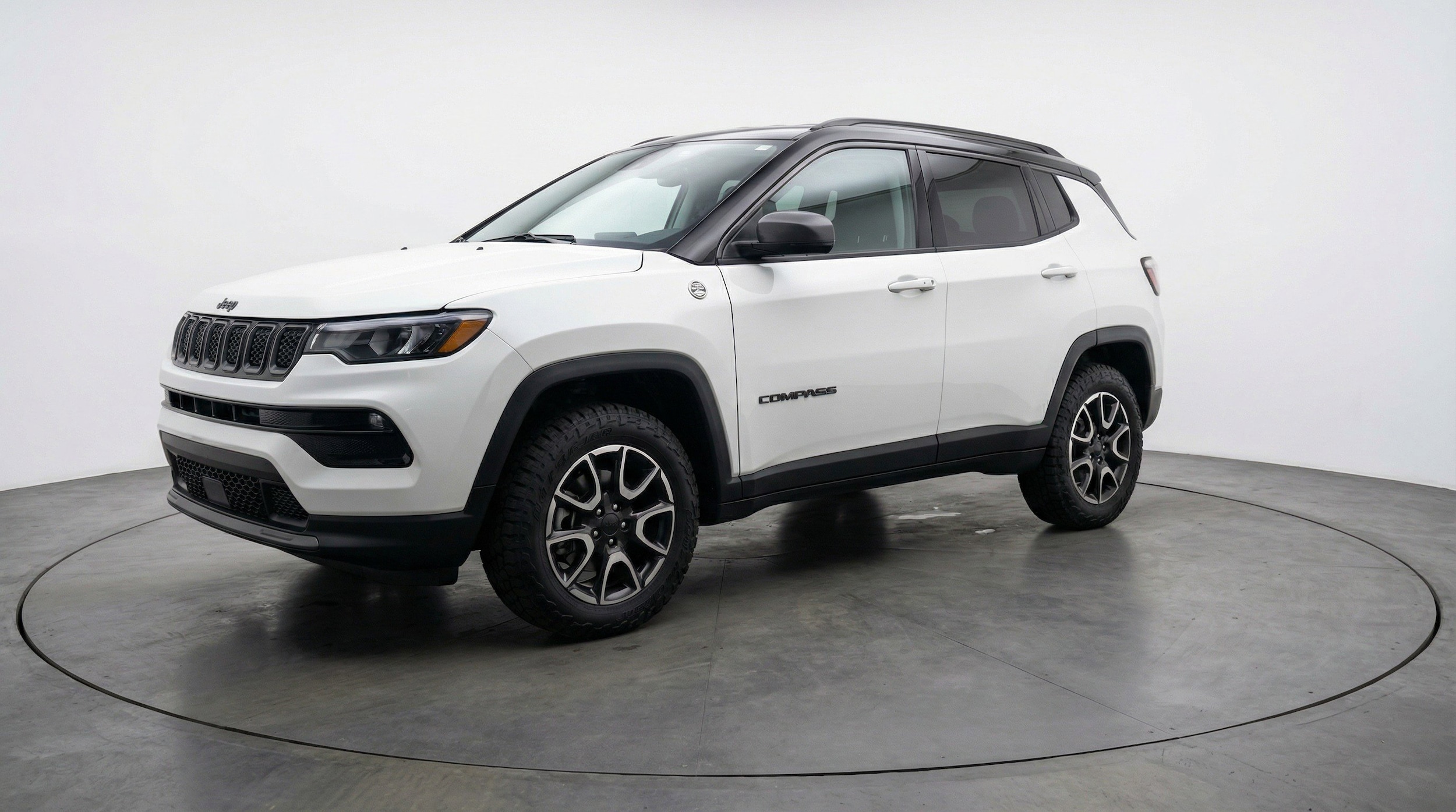 Thumbnail: 2025 Jeep Compass - 3