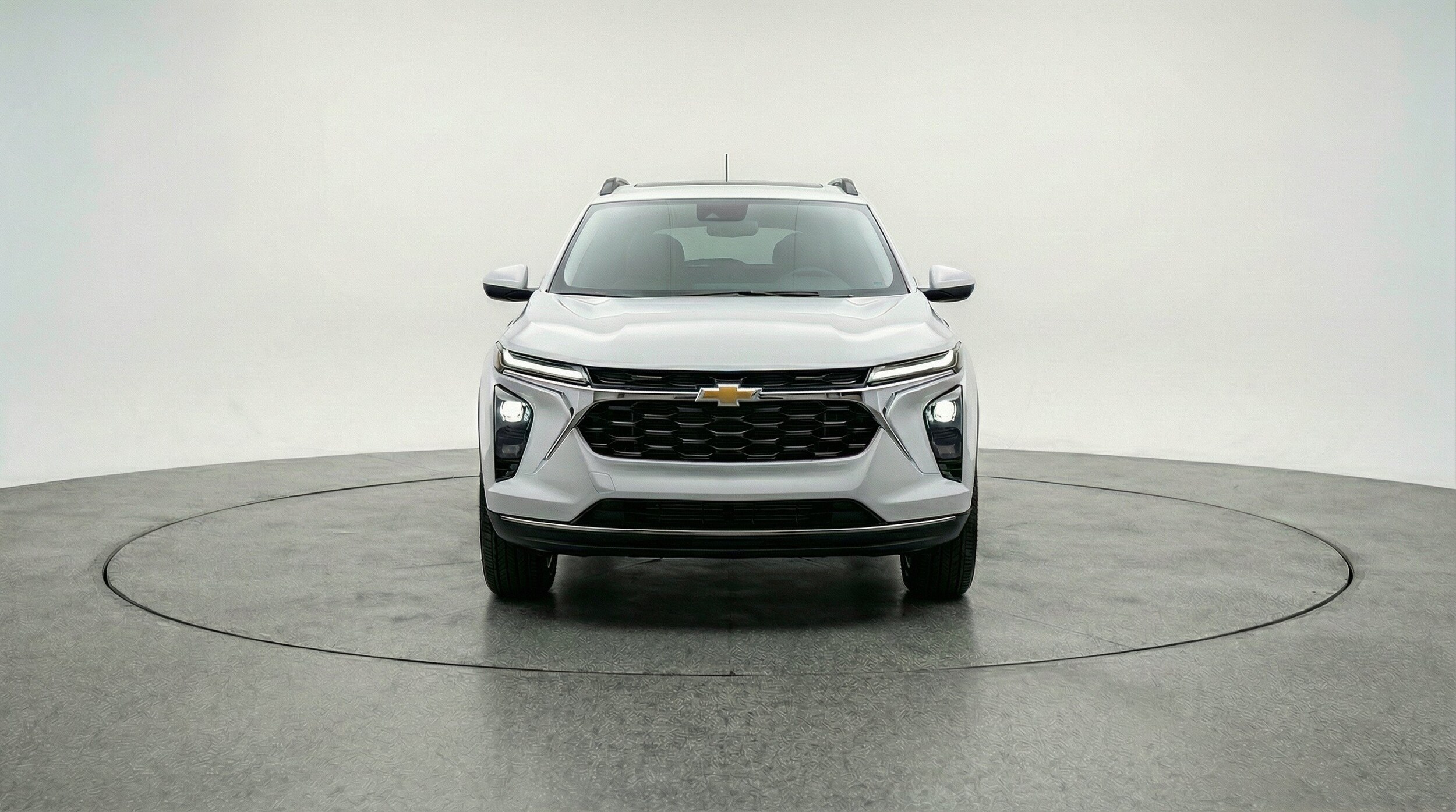 Thumbnail: 2025 Chevrolet Trax - 2