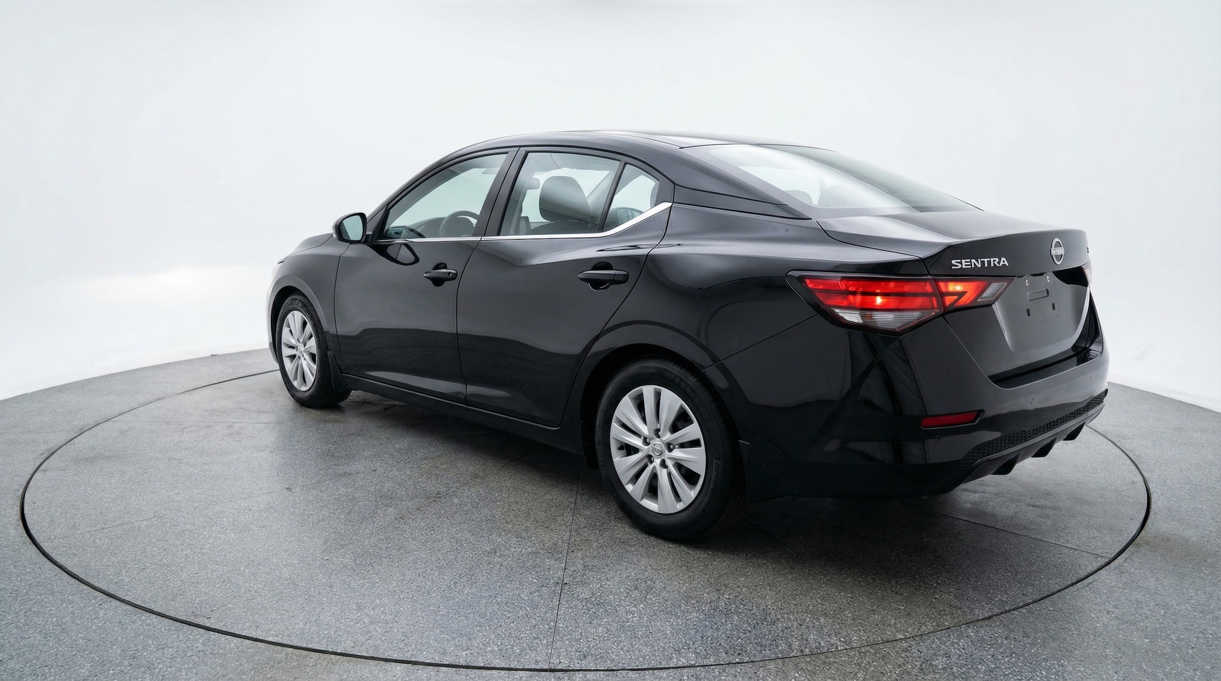 Thumbnail: 2025 Nissan Sentra - 5