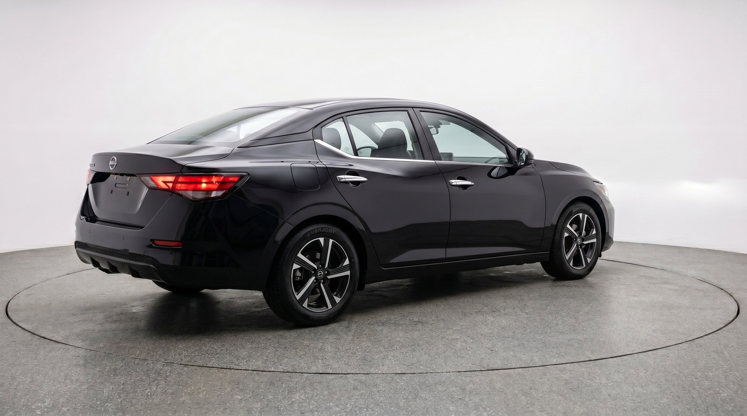 Thumbnail: 2025 Nissan Sentra - 9