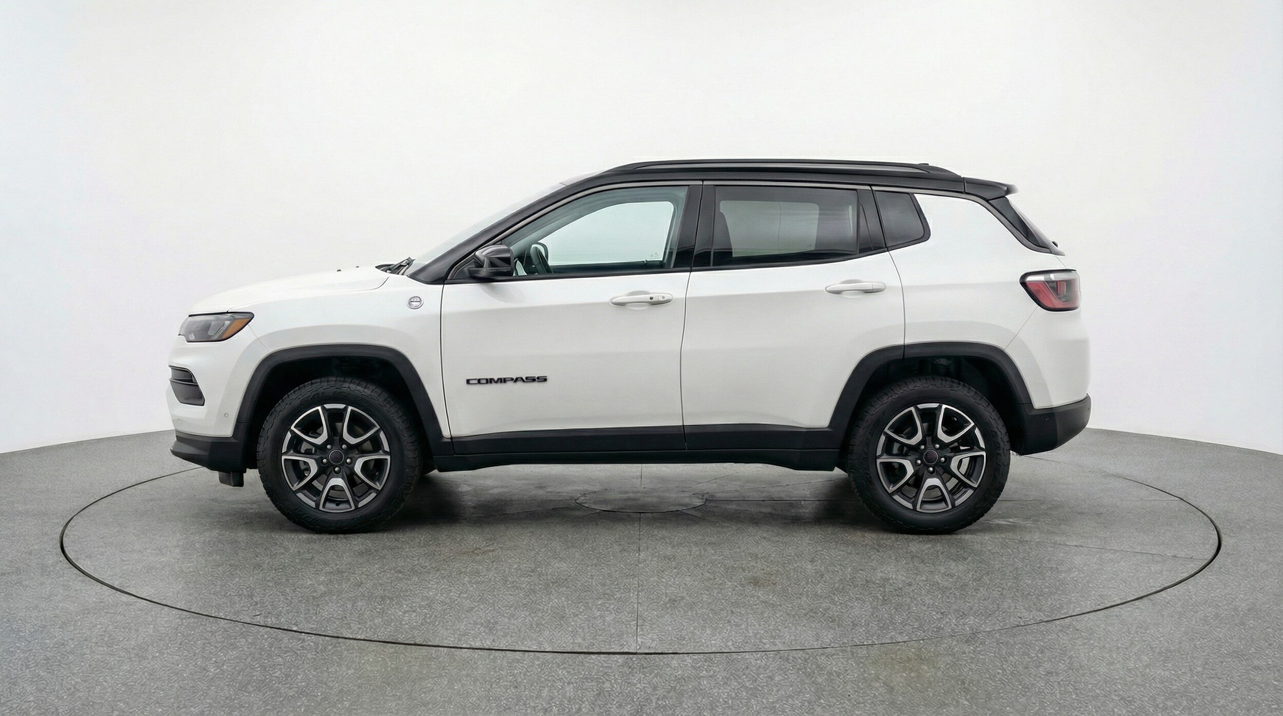 Thumbnail: 2025 Jeep Compass - 4