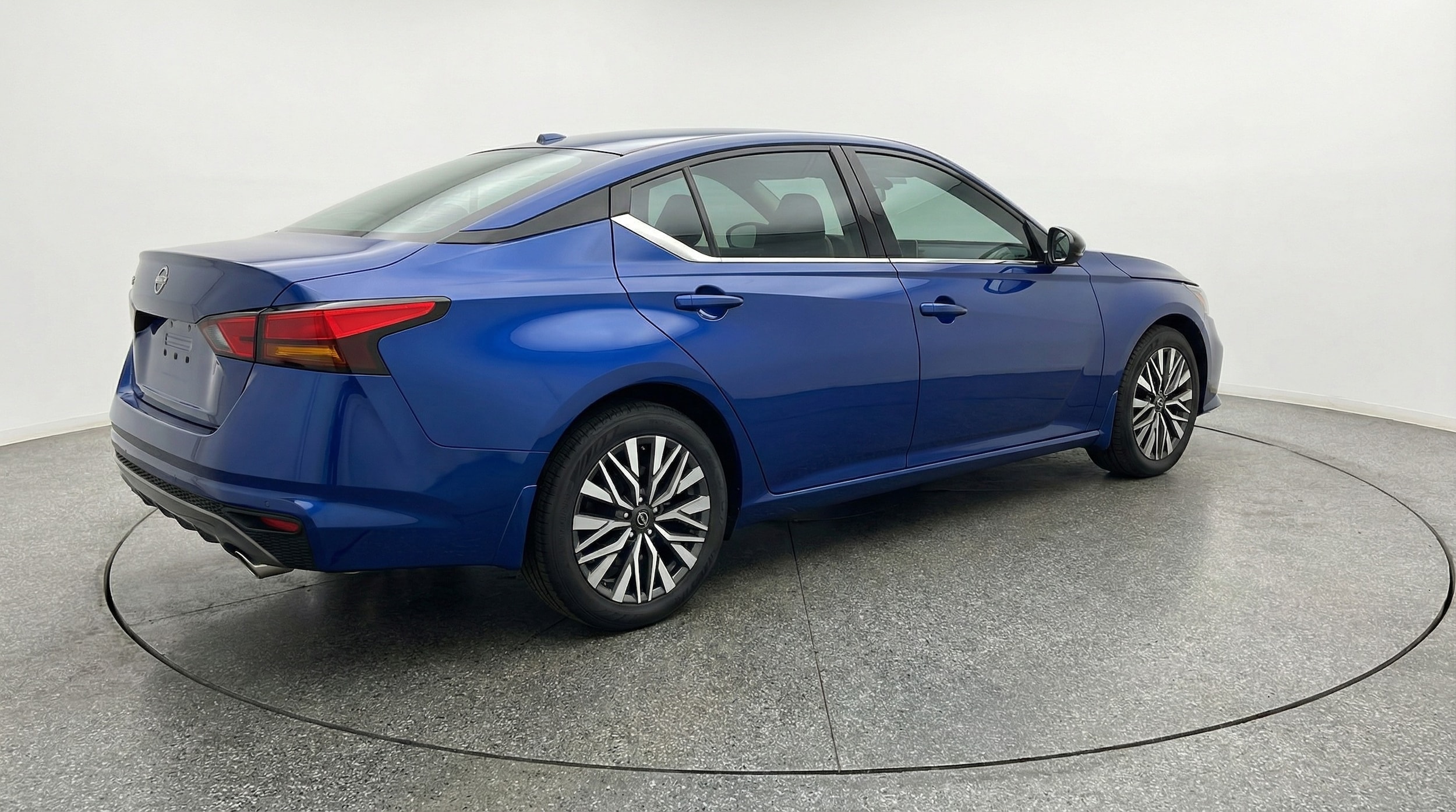 Thumbnail: 2025 Nissan Altima - 7