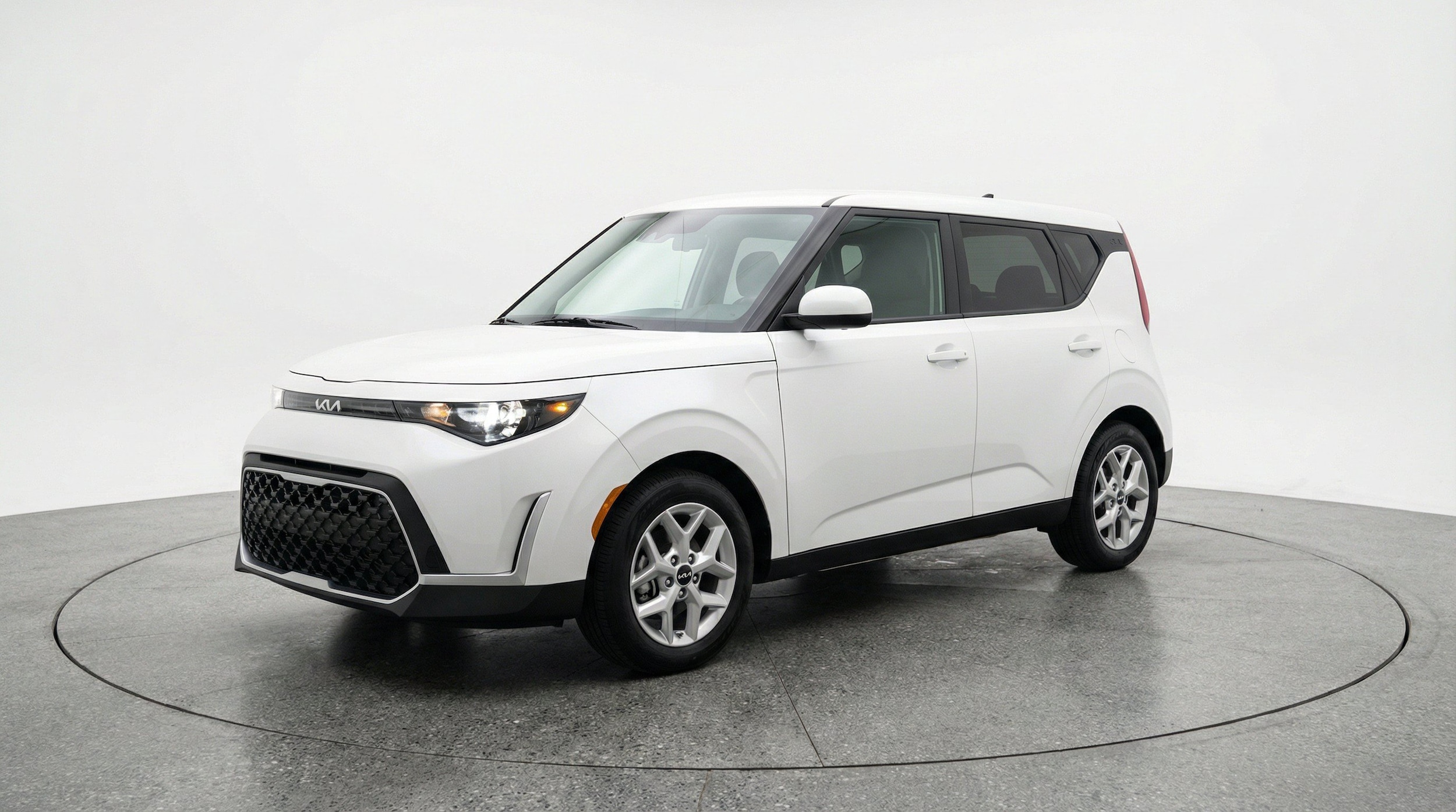 Thumbnail: 2025 Kia Soul - 3