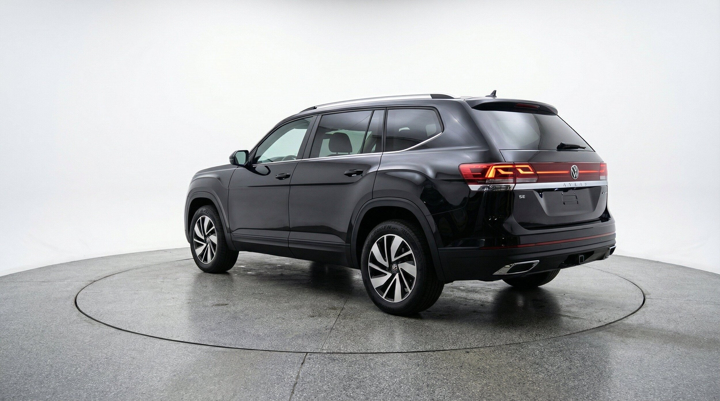 Thumbnail: 2026 Volkswagen Atlas - 6