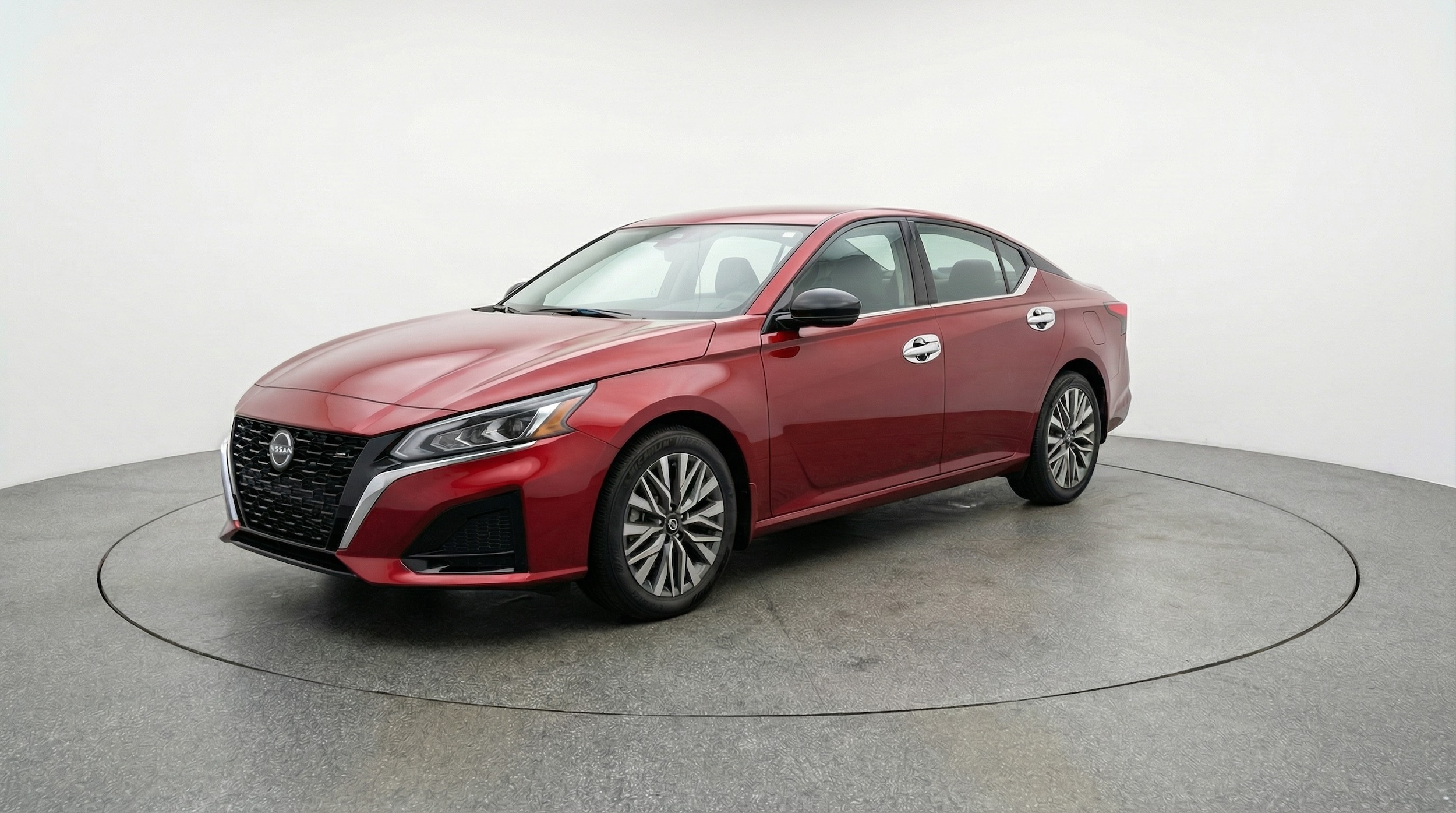 Thumbnail: 2025 Nissan Altima - 3