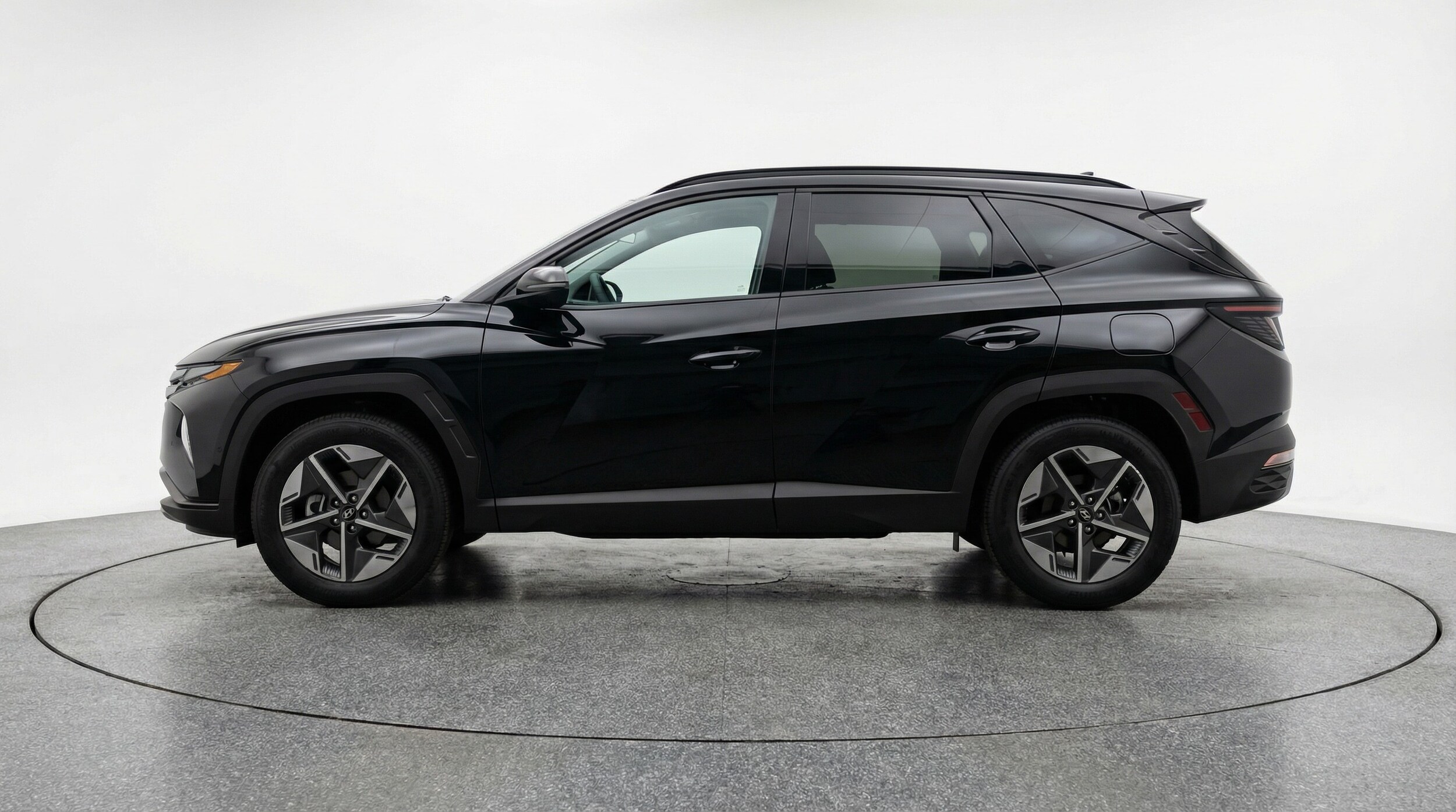 Thumbnail: 2025 Hyundai Tucson - 4