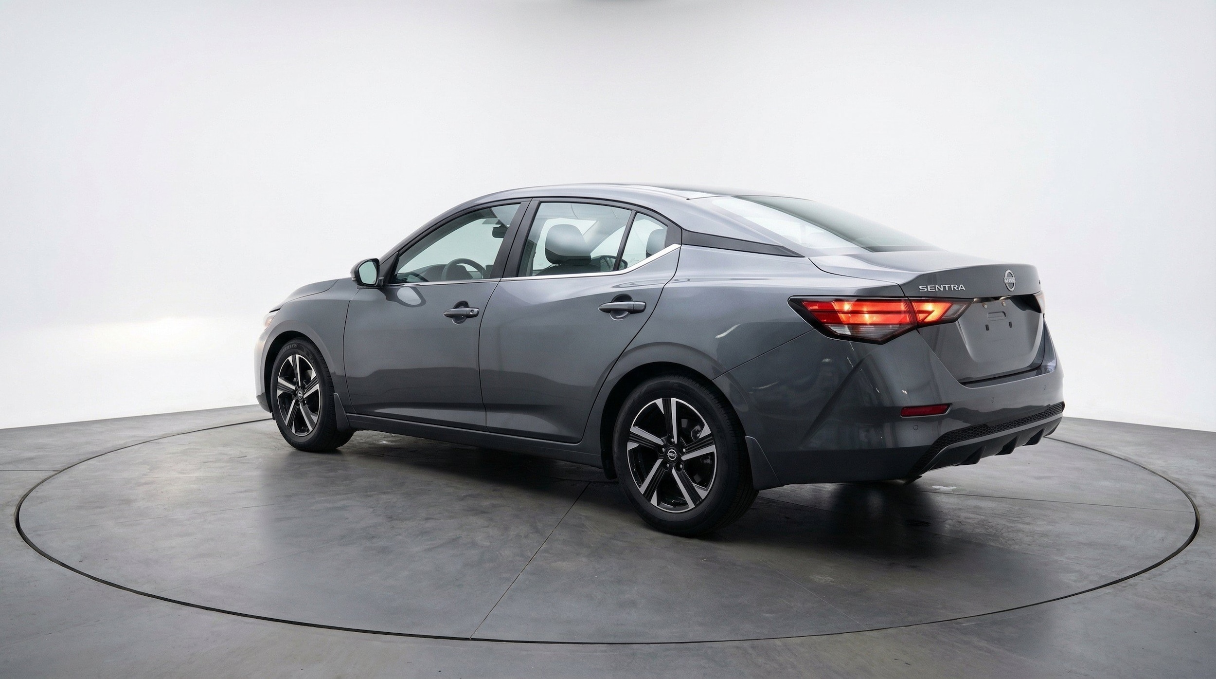 Thumbnail: 2025 Nissan Sentra - 5
