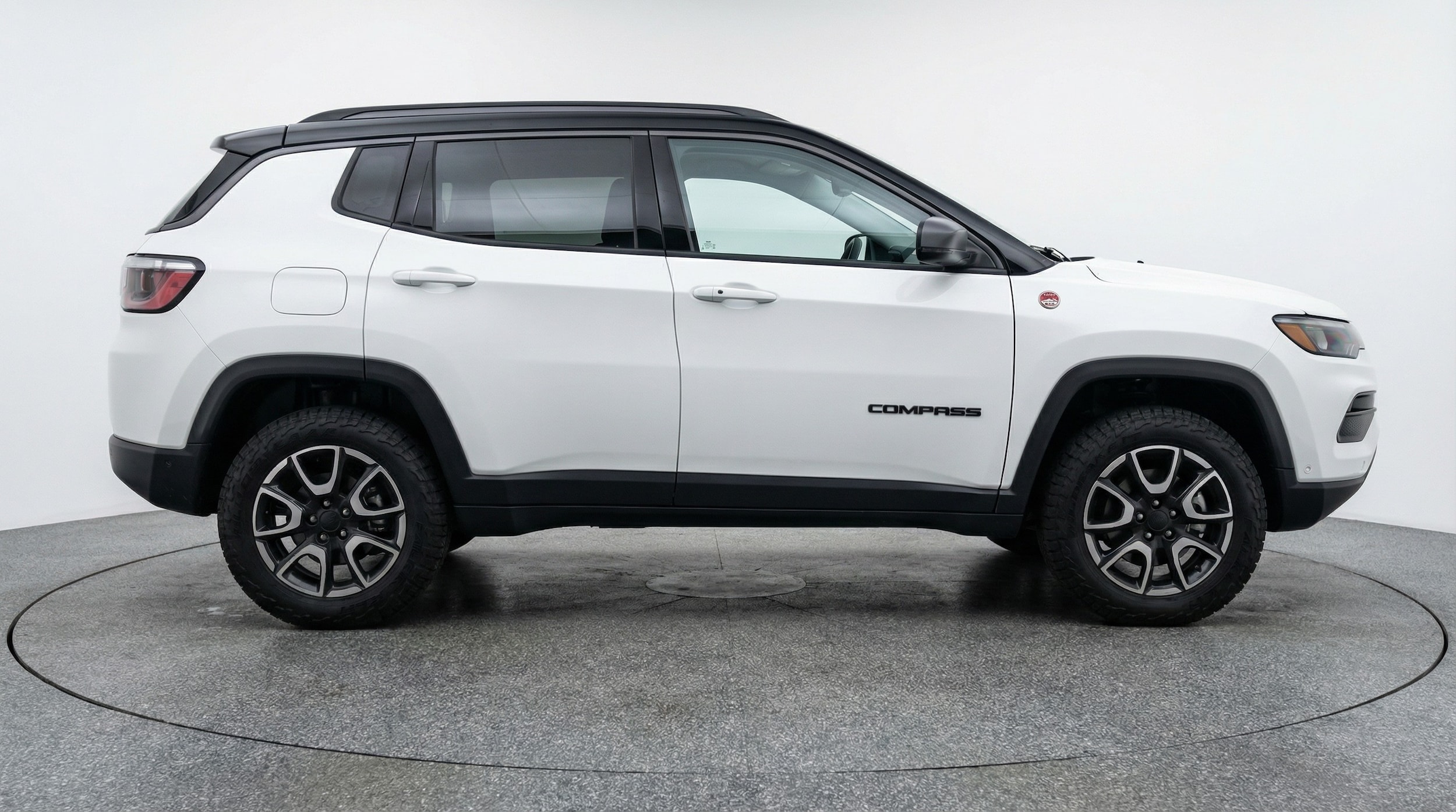Thumbnail: 2025 Jeep Compass - 8