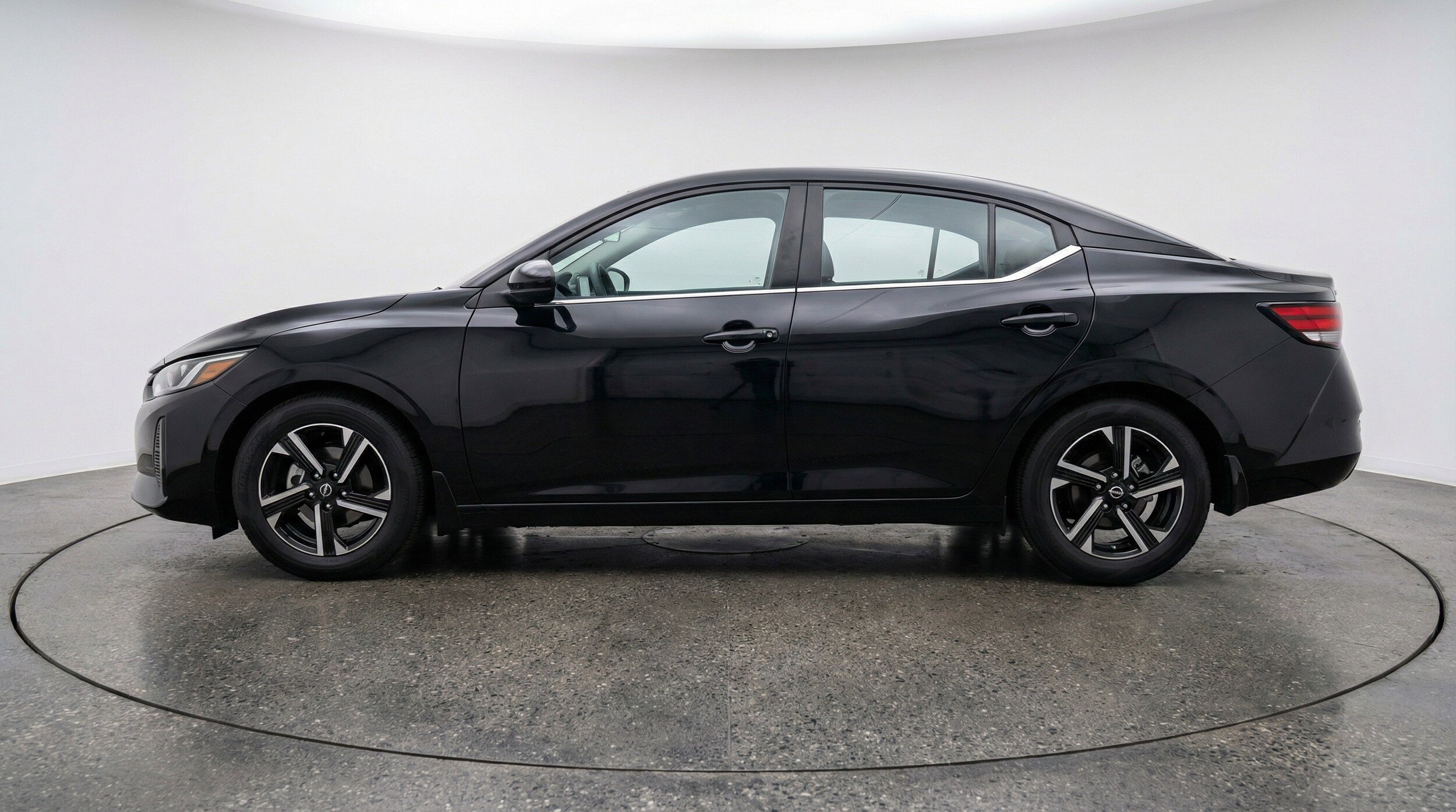 Thumbnail: 2025 Nissan Sentra - 5