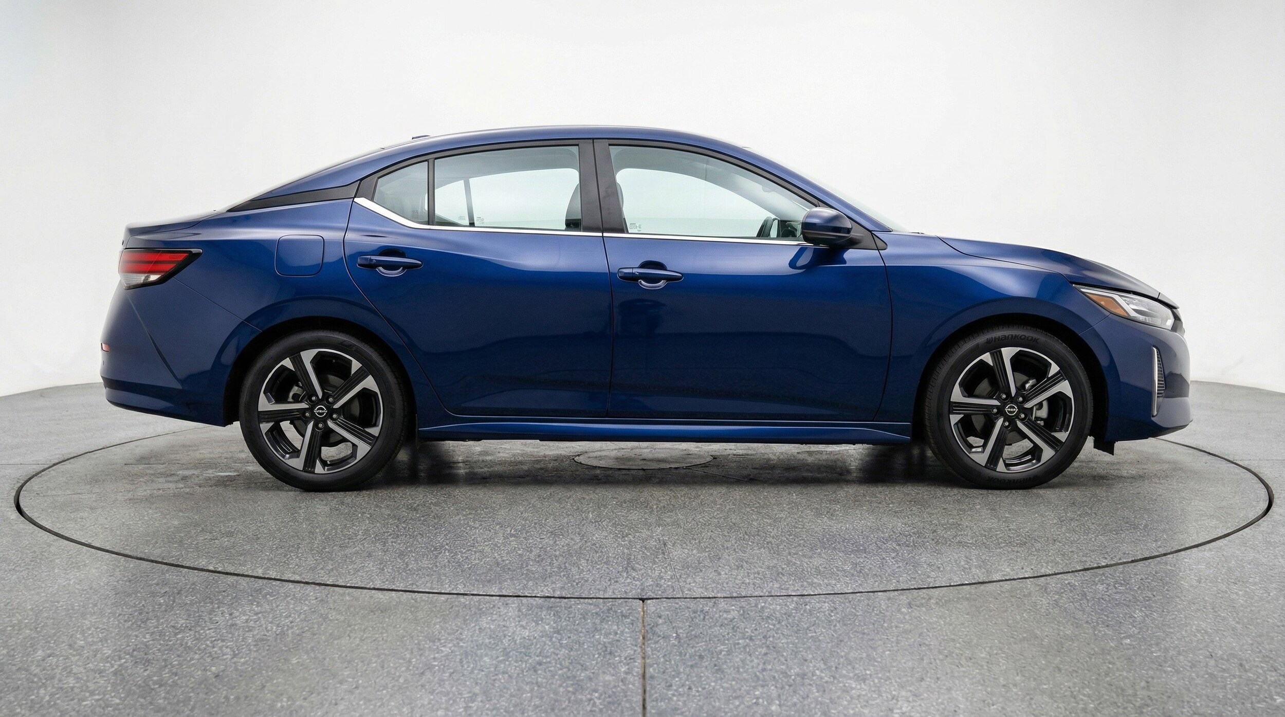 Thumbnail: 2025 Nissan Sentra - 11