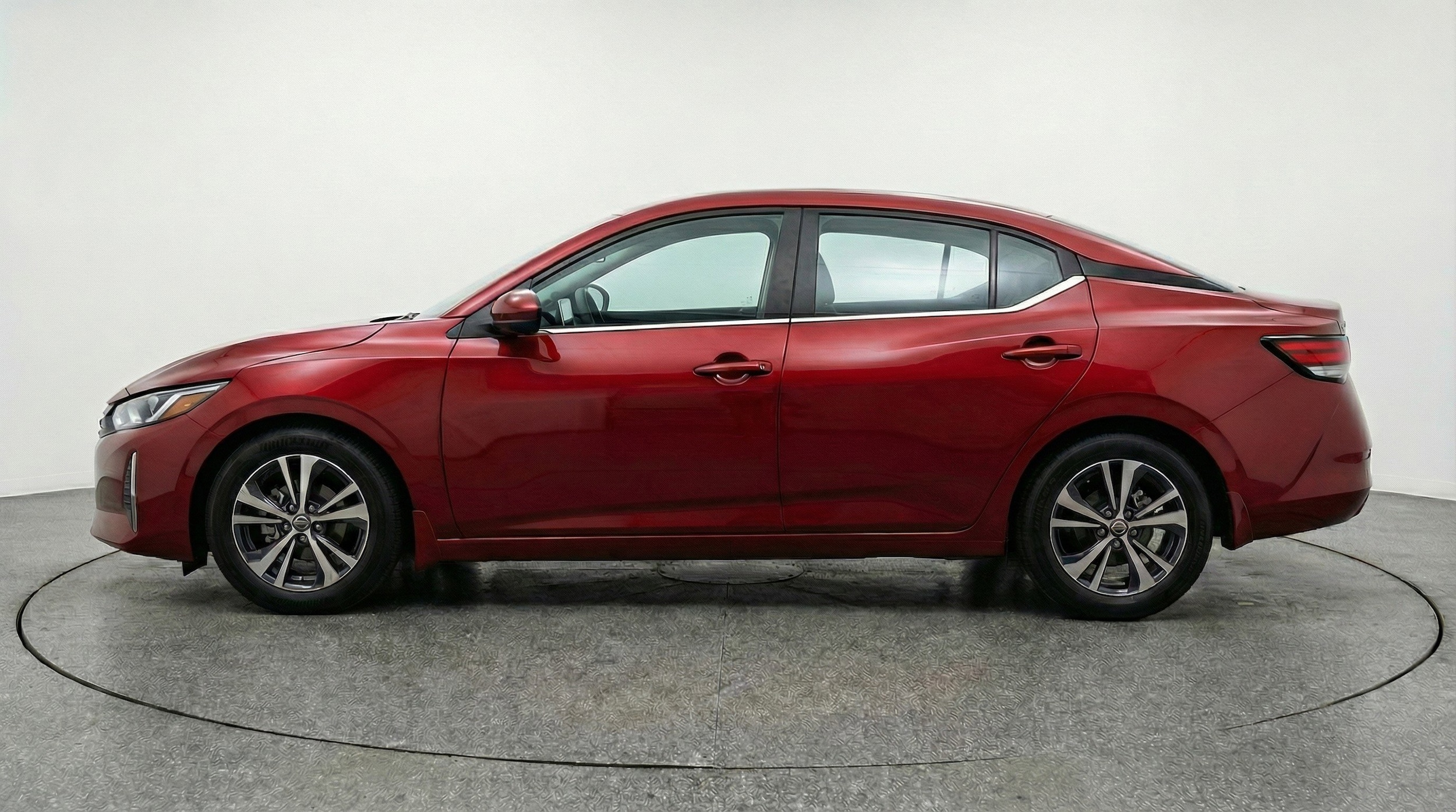 Thumbnail: 2025 Nissan Sentra - 5