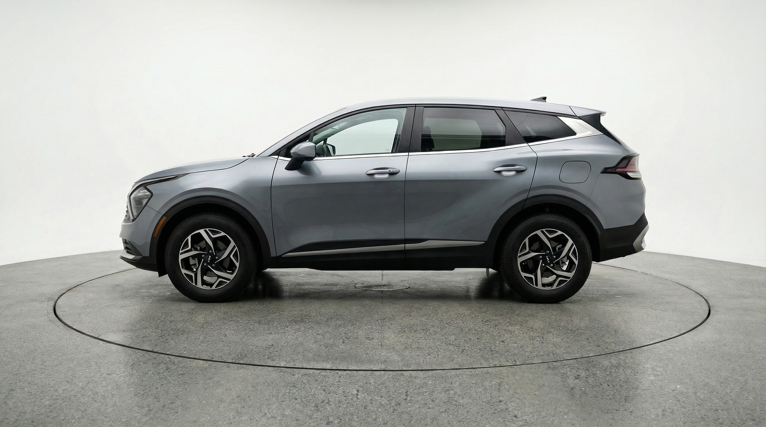 Thumbnail: 2025 Kia Sportage - 4