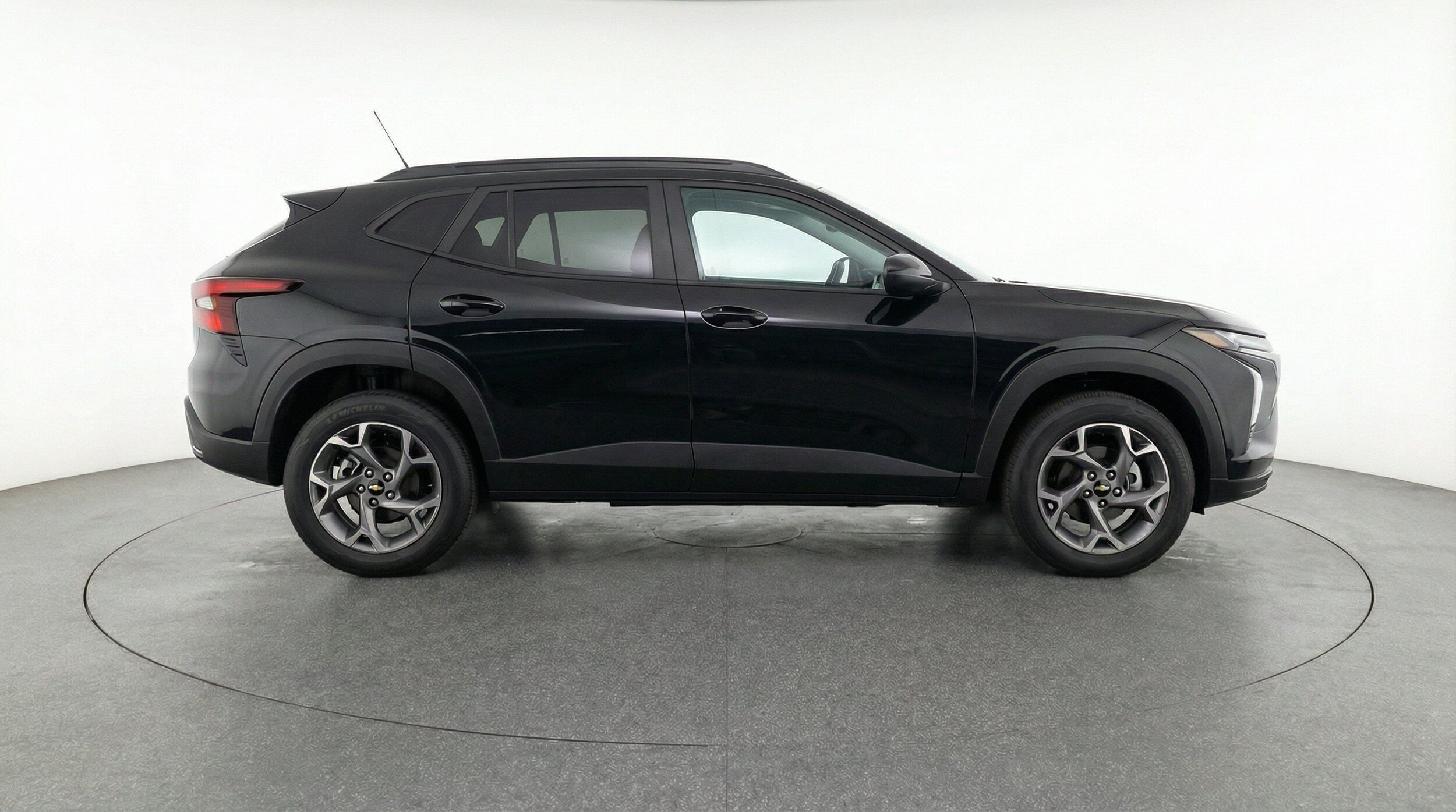 Thumbnail: 2025 Chevrolet Trax - 11