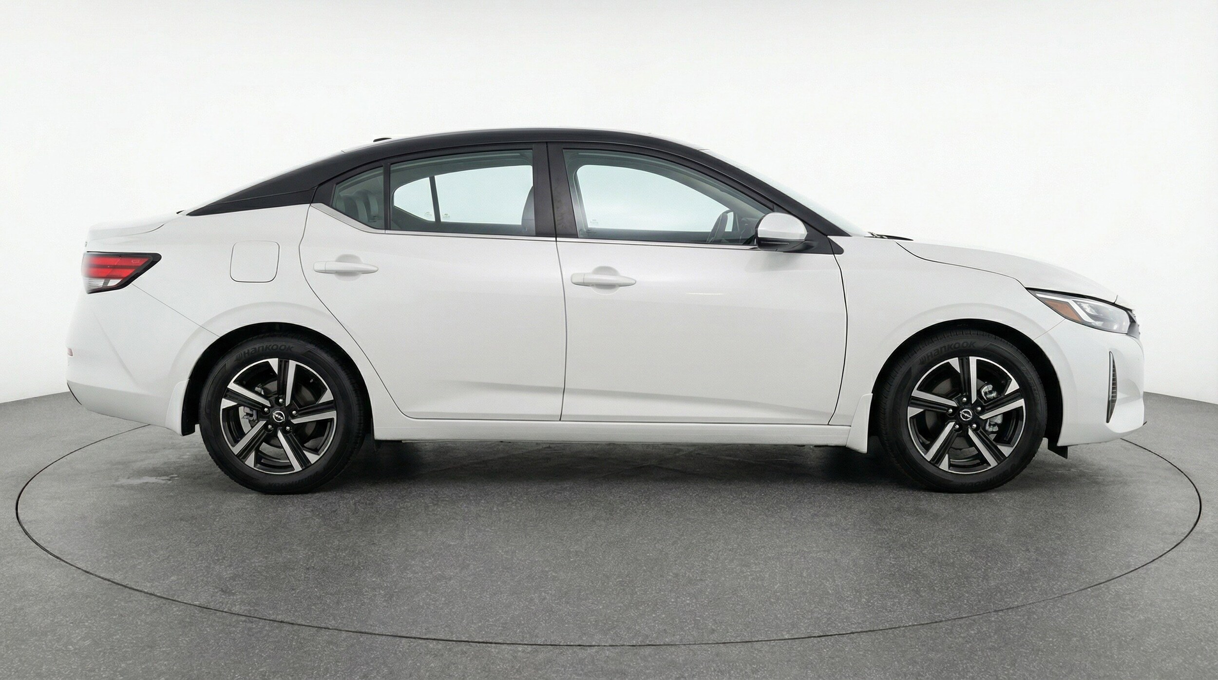 Thumbnail: 2025 Nissan Sentra - 11