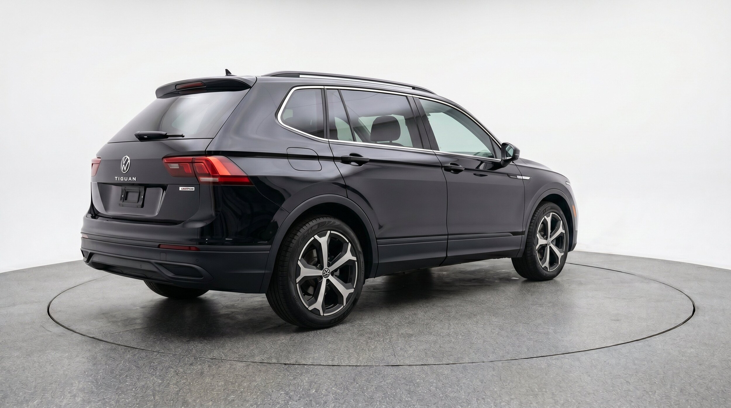 Thumbnail: 2026 Volkswagen Tiguan - 9