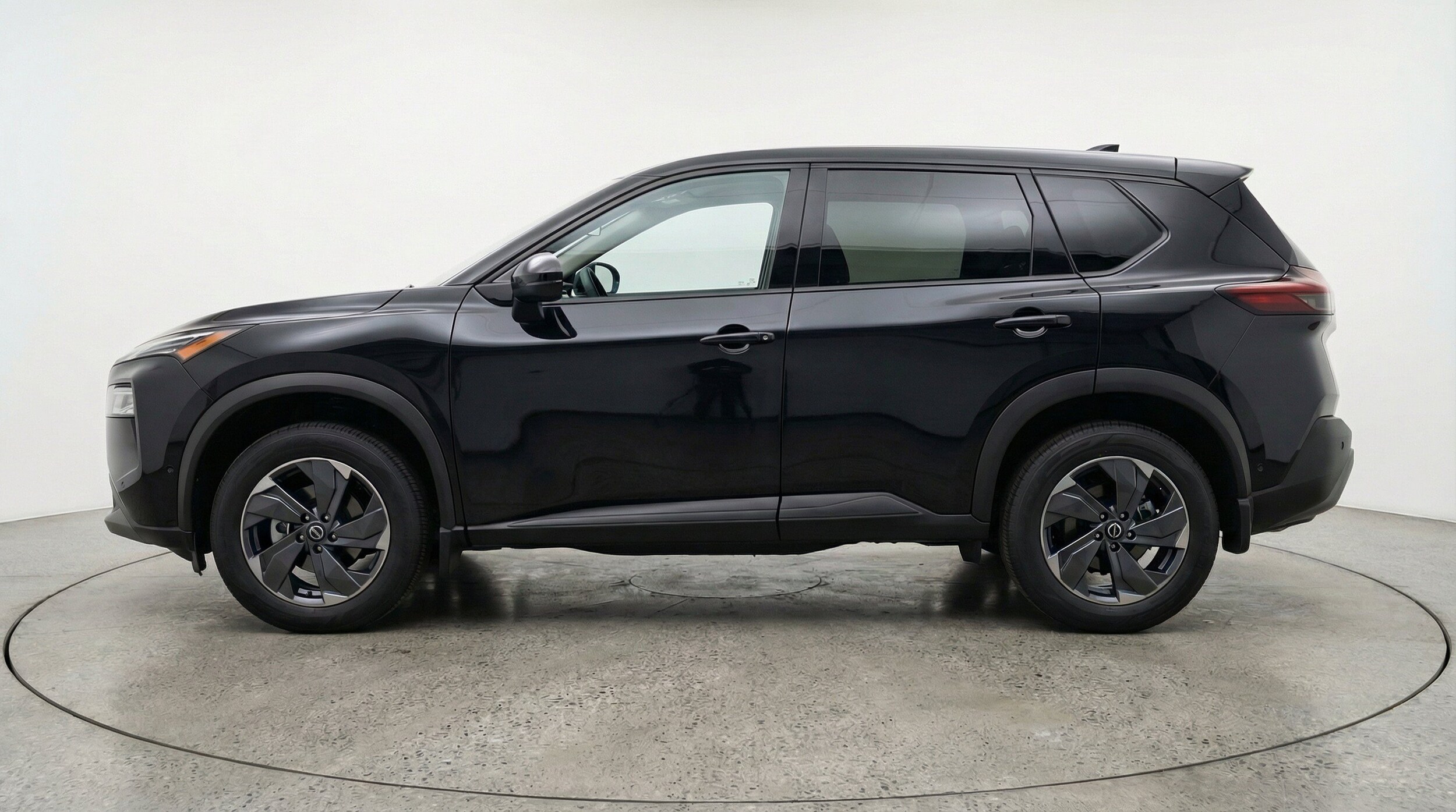 Thumbnail: 2025 Nissan Rogue - 5