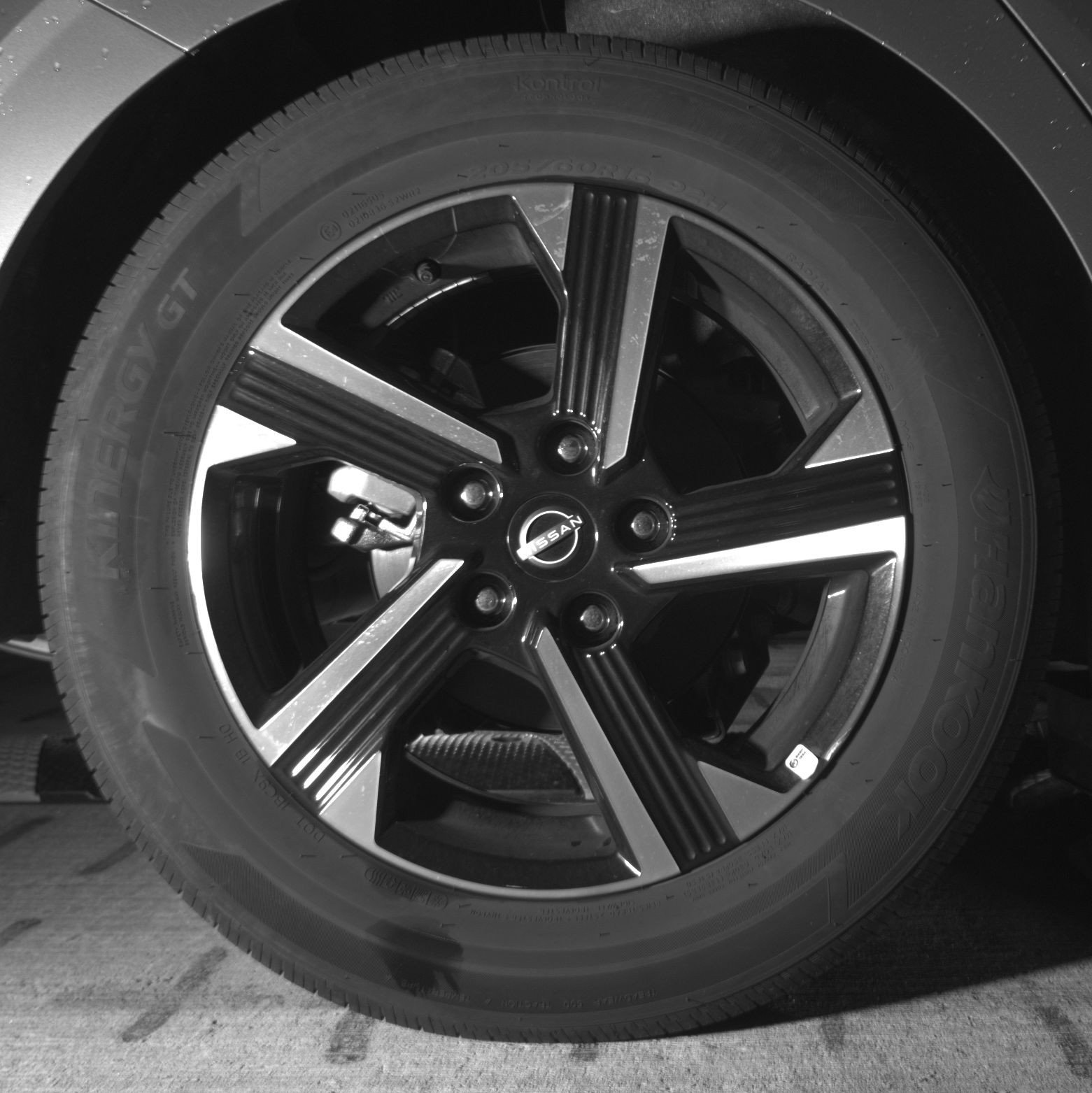 Thumbnail: 2025 Nissan Sentra - 15