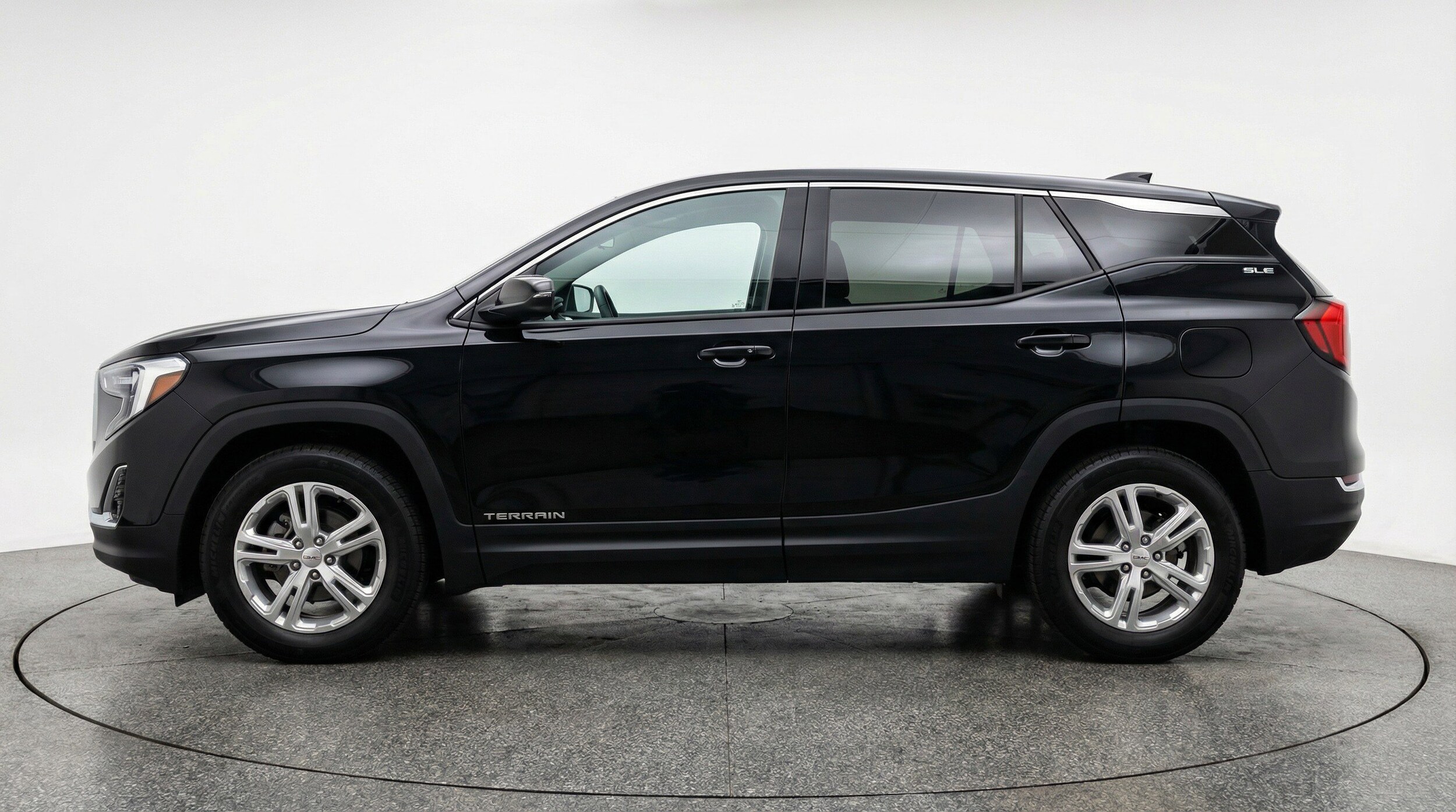 Thumbnail: 2024 GMC Terrain - 5