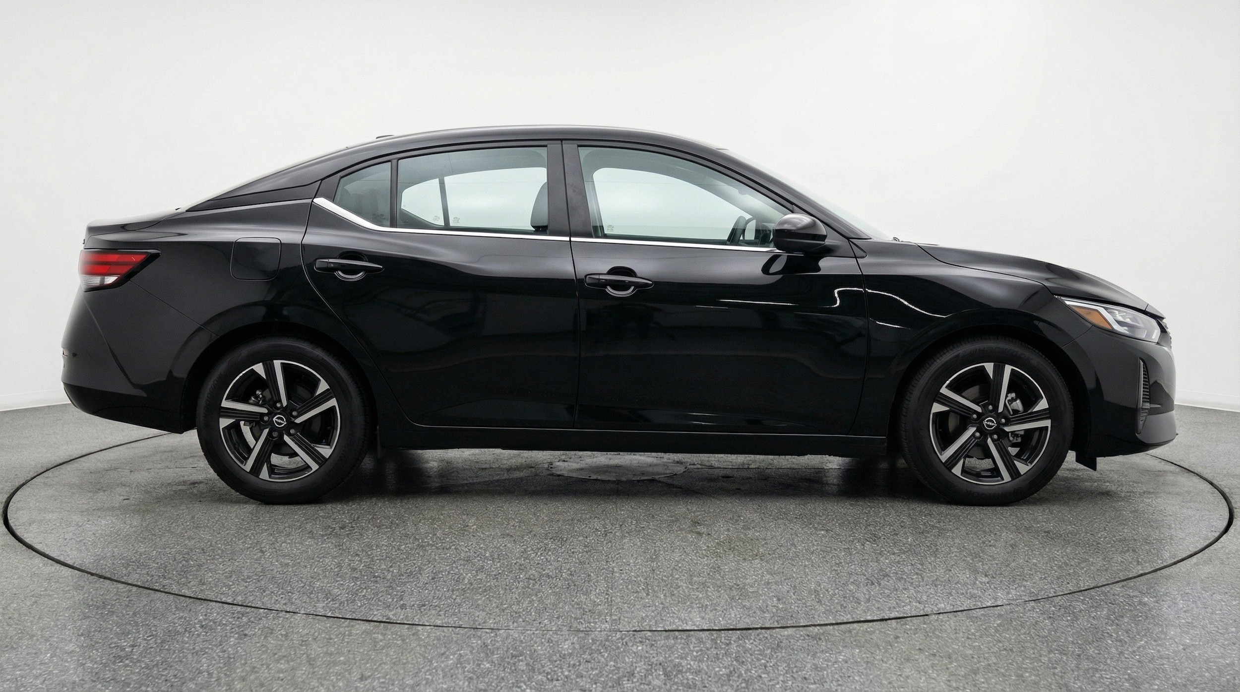 Thumbnail: 2025 Nissan Sentra - 11
