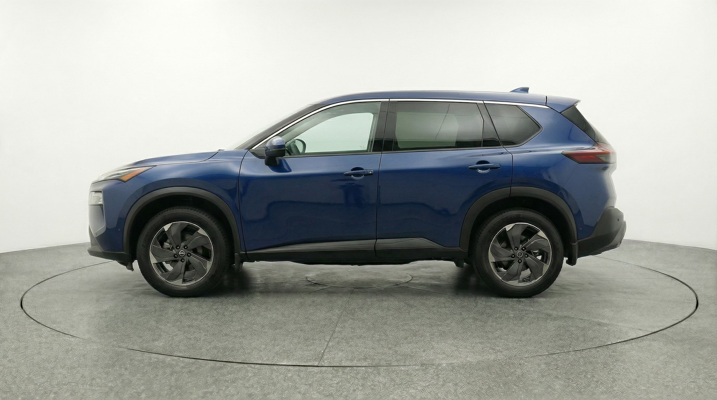 Thumbnail: 2025 Nissan Rogue - 4