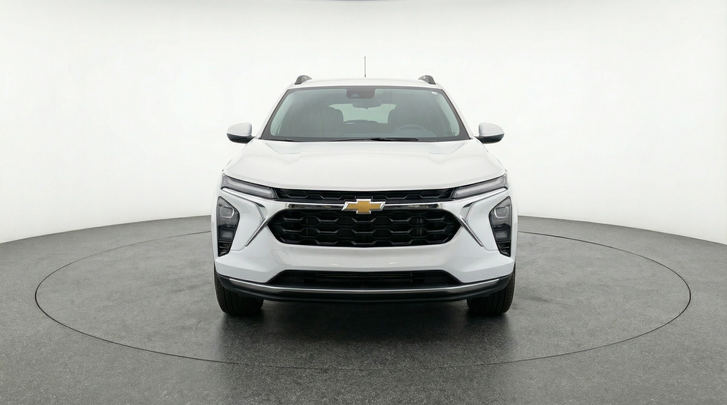 Thumbnail: 2025 Chevrolet Trax - 2
