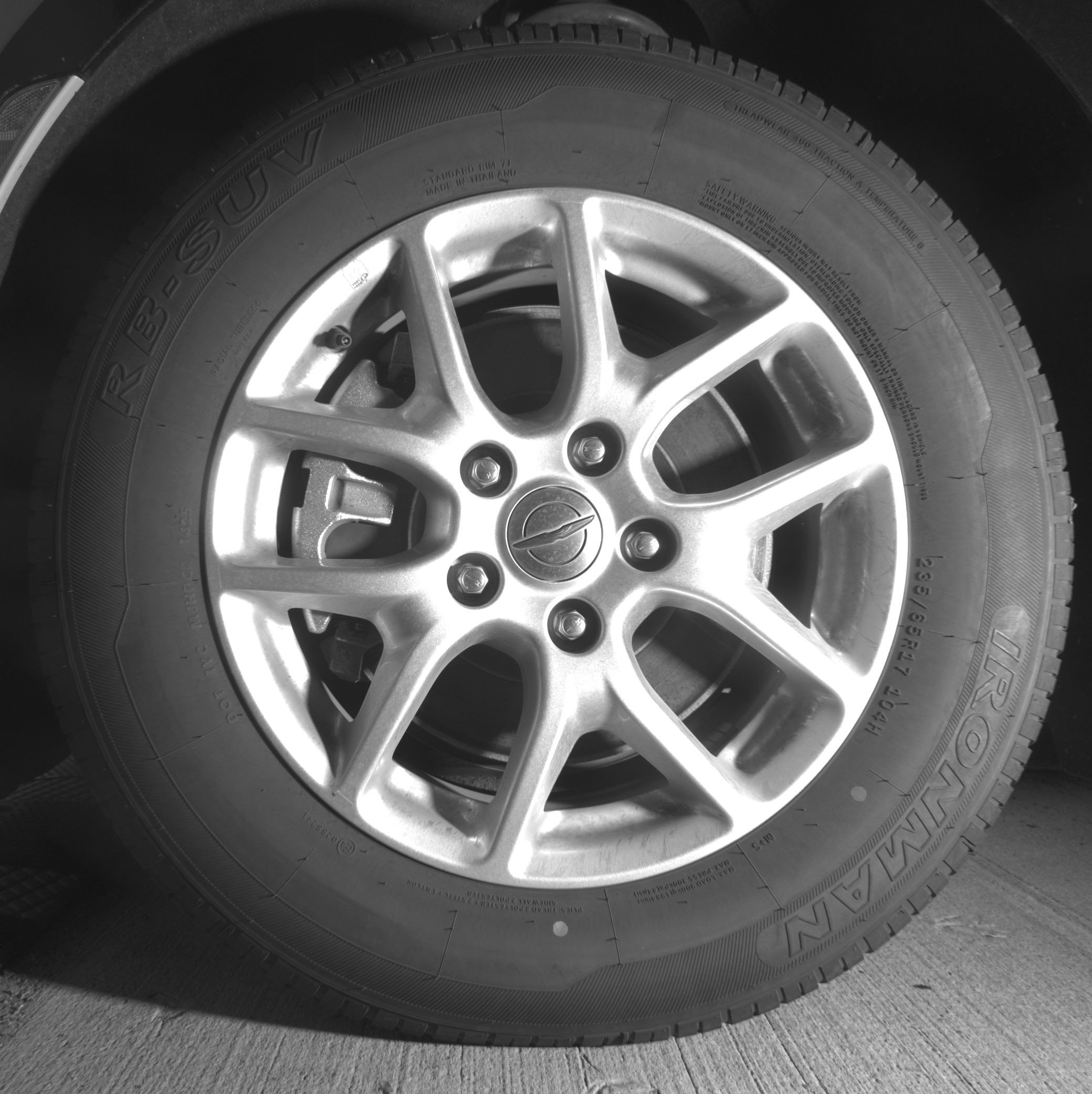 Thumbnail: 2024 Chrysler Voyager - 12
