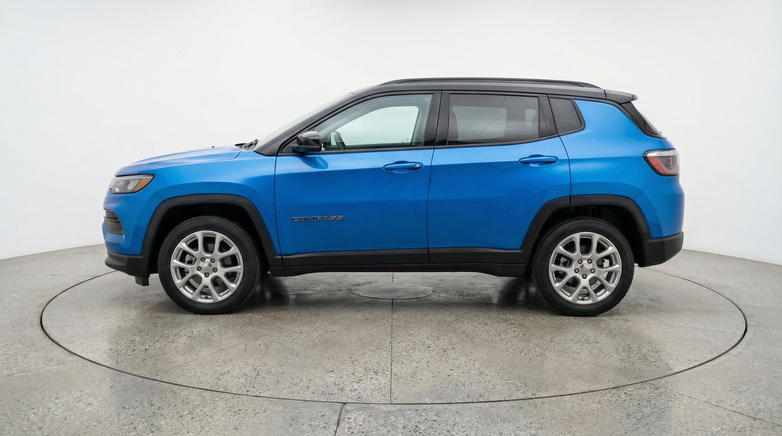 Thumbnail: 2025 Jeep Compass - 4