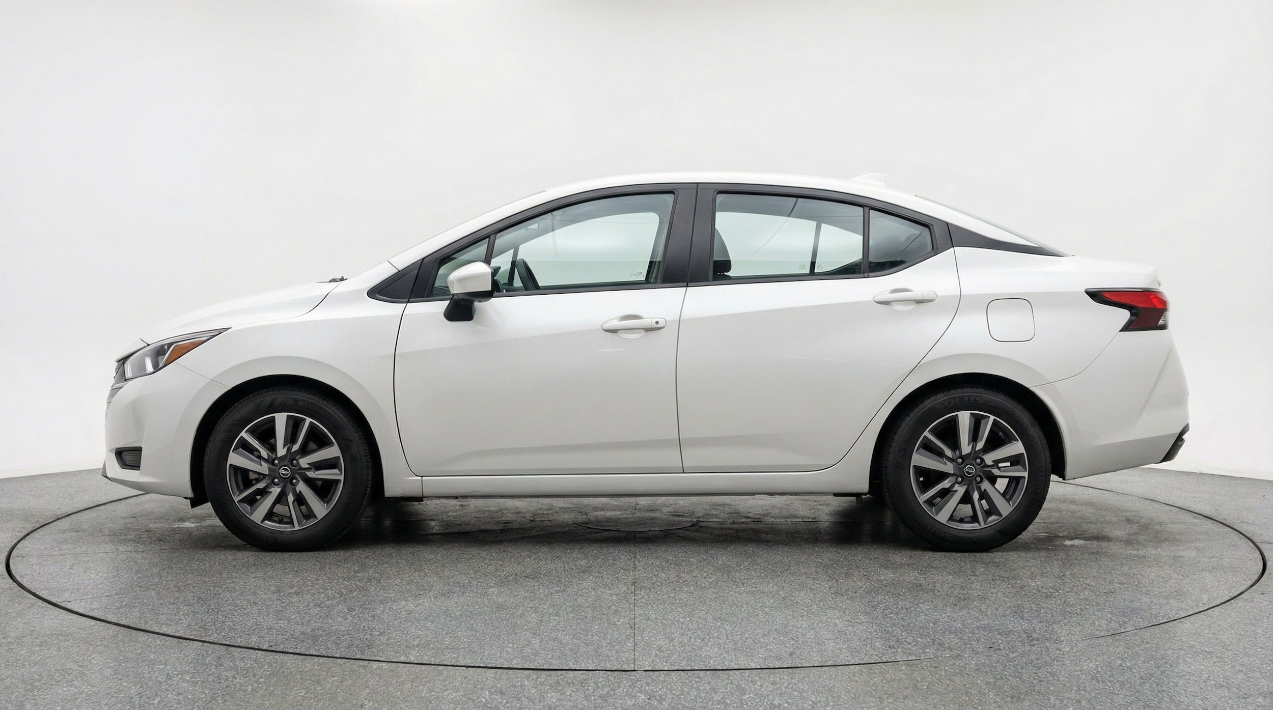 Thumbnail: 2025 Nissan Versa - 5