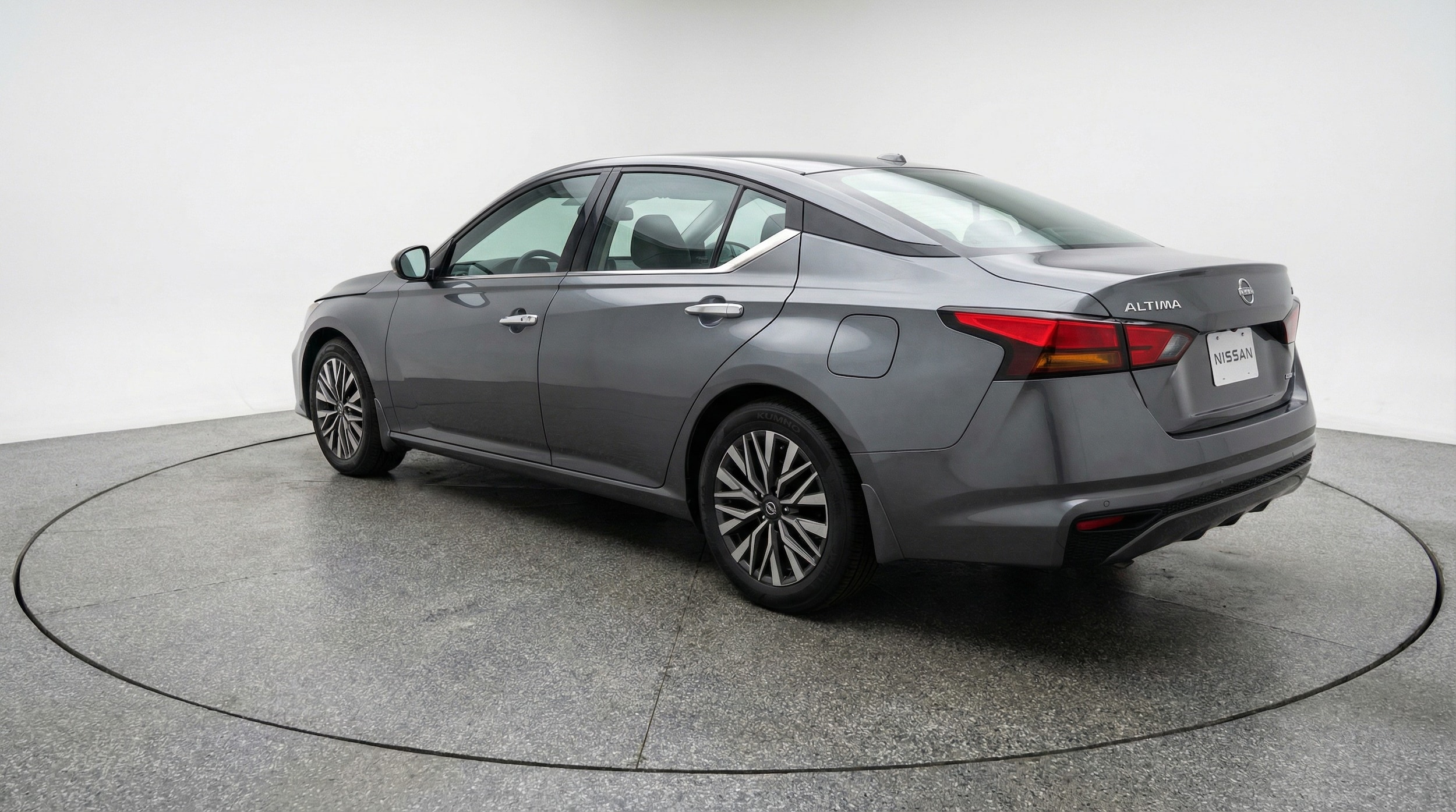 Thumbnail: 2025 Nissan Altima - 5