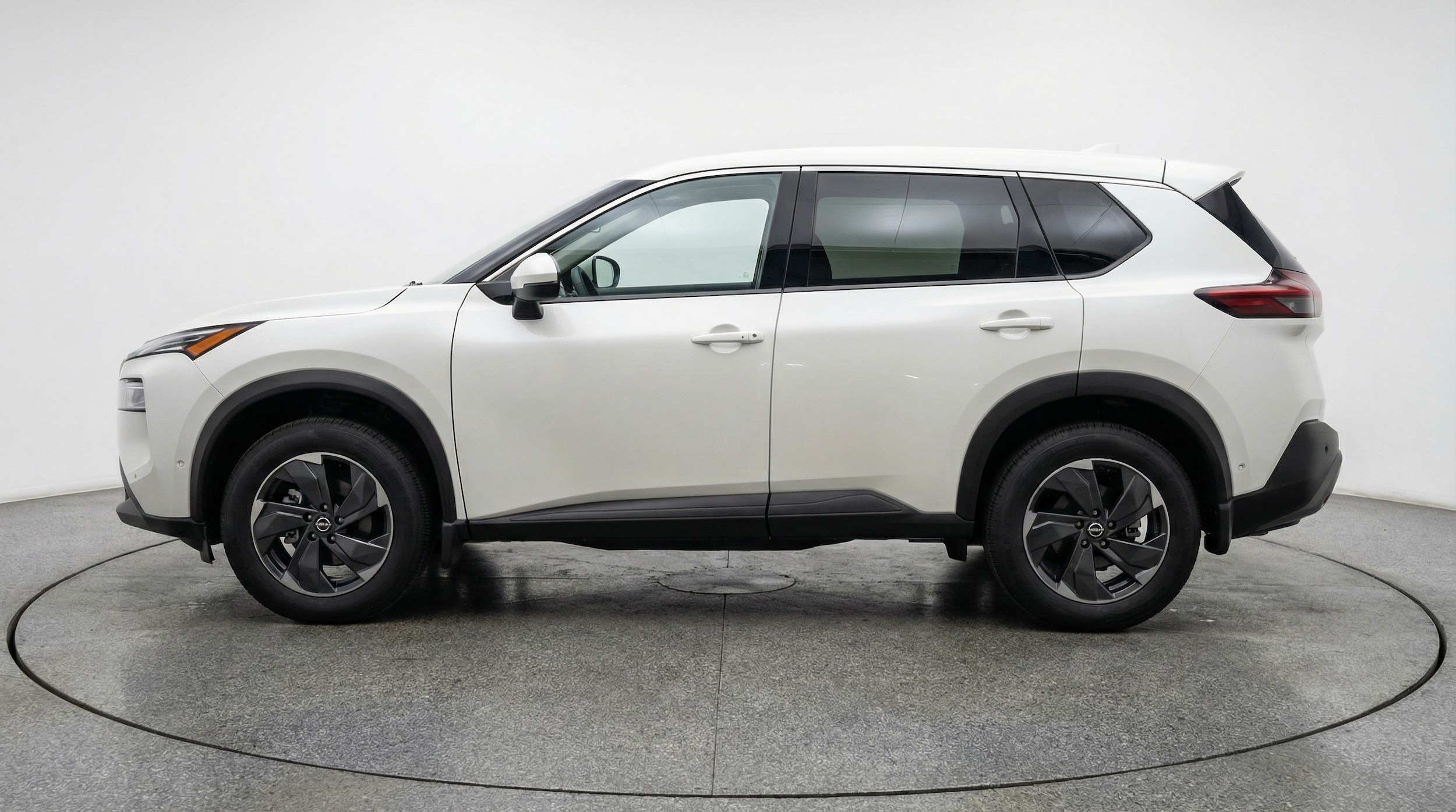 Thumbnail: 2025 Nissan Rogue - 4