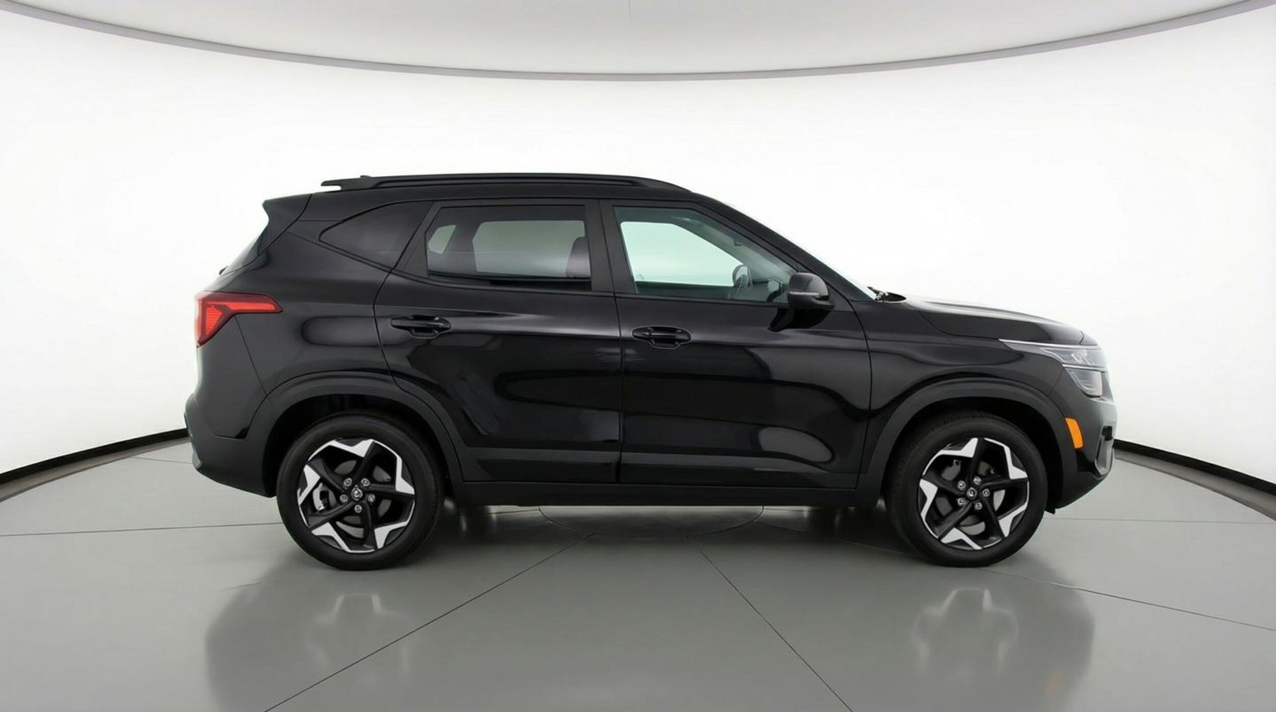 Thumbnail: 2025 Kia Seltos - 8