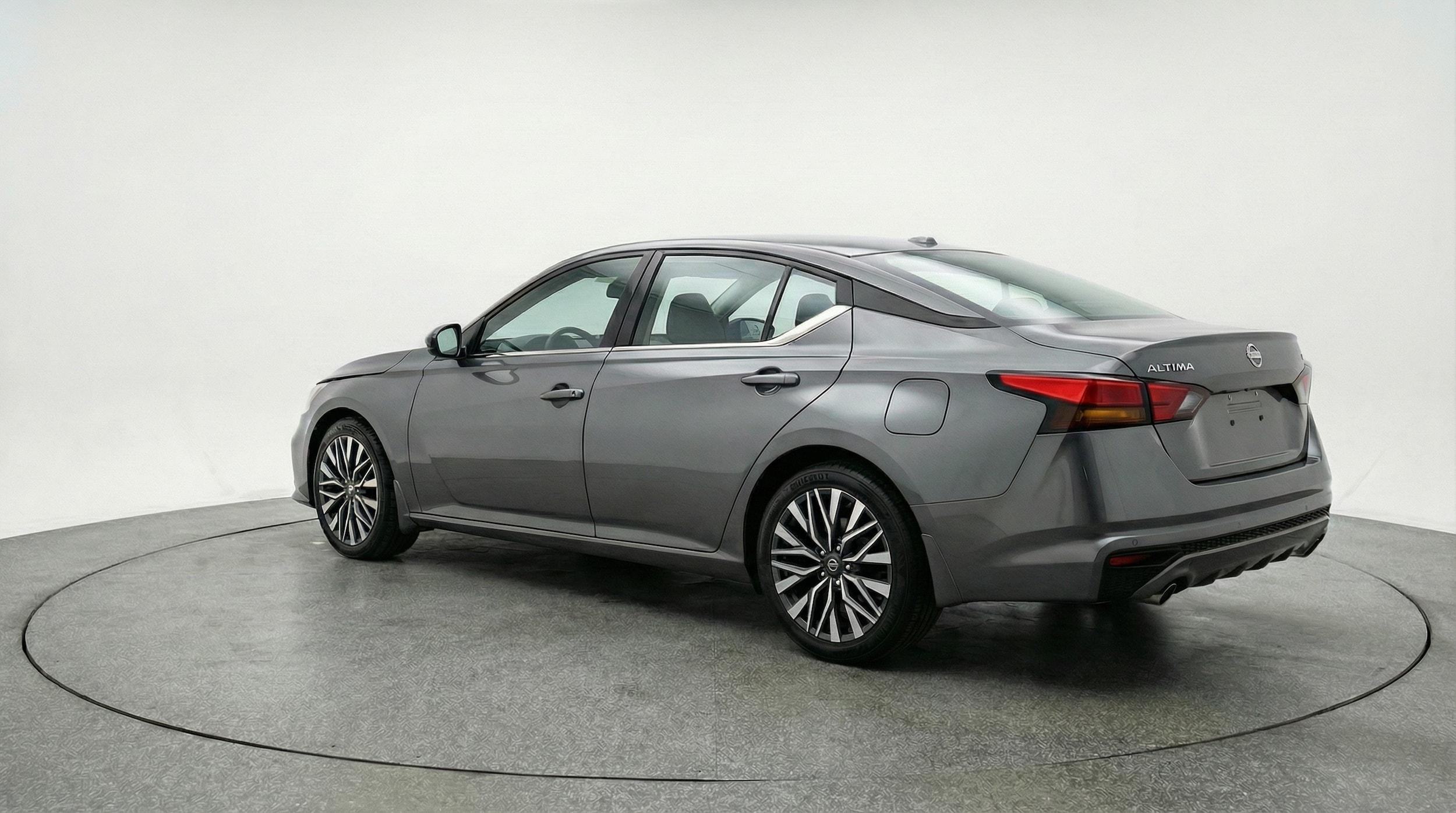 Thumbnail: 2025 Nissan Altima - 5