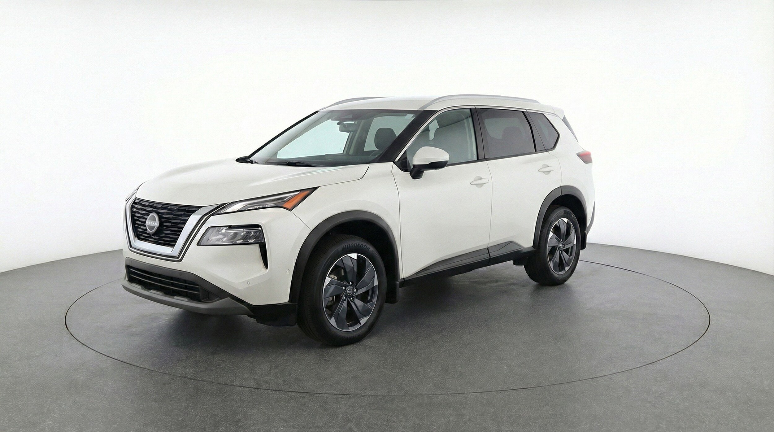 Thumbnail: 2025 Nissan Rogue - 3