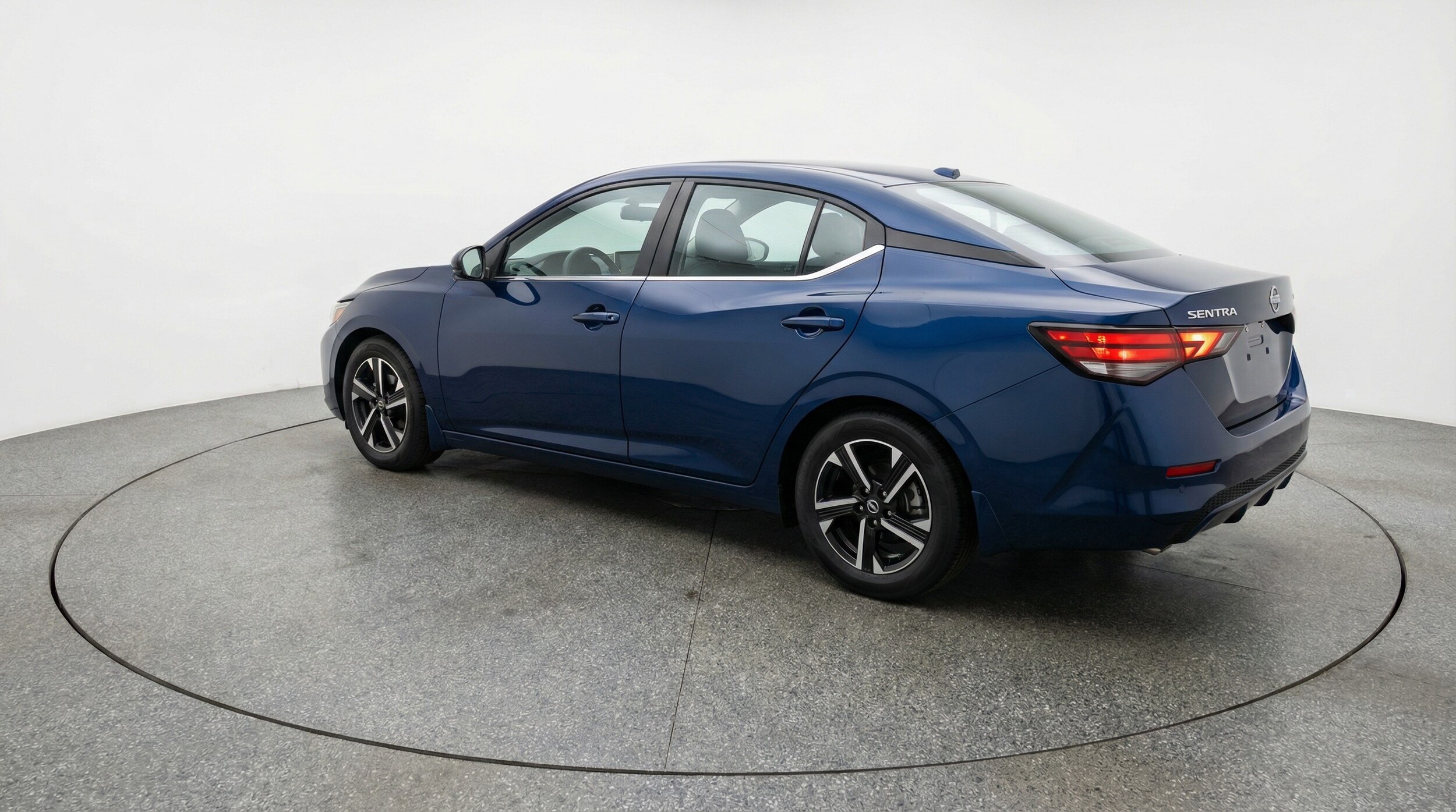 Thumbnail: 2025 Nissan Sentra - 5