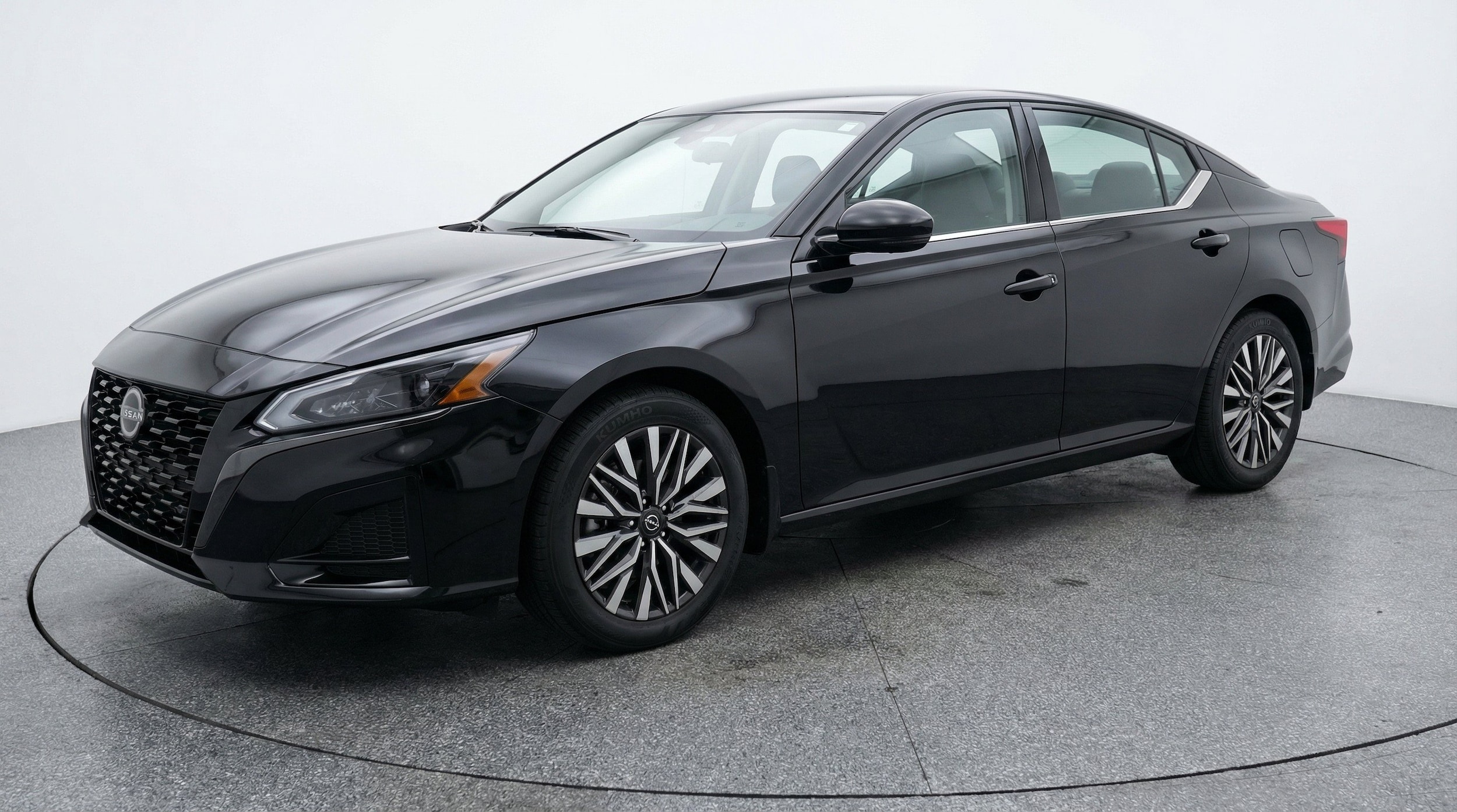 Thumbnail: 2026 Nissan Altima - 3
