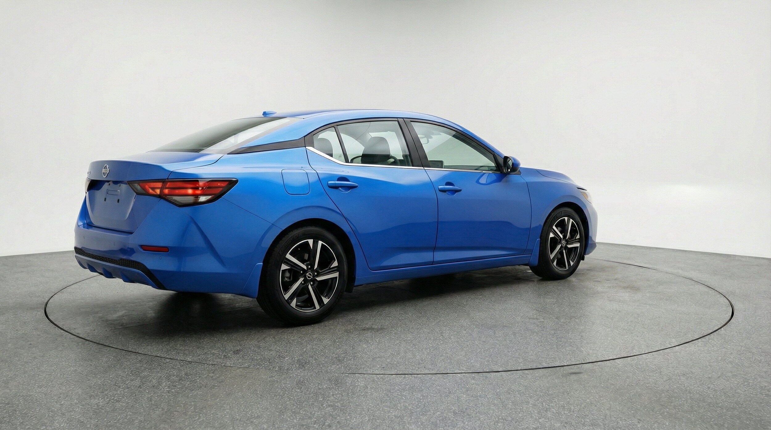 Thumbnail: 2025 Nissan Sentra - 9