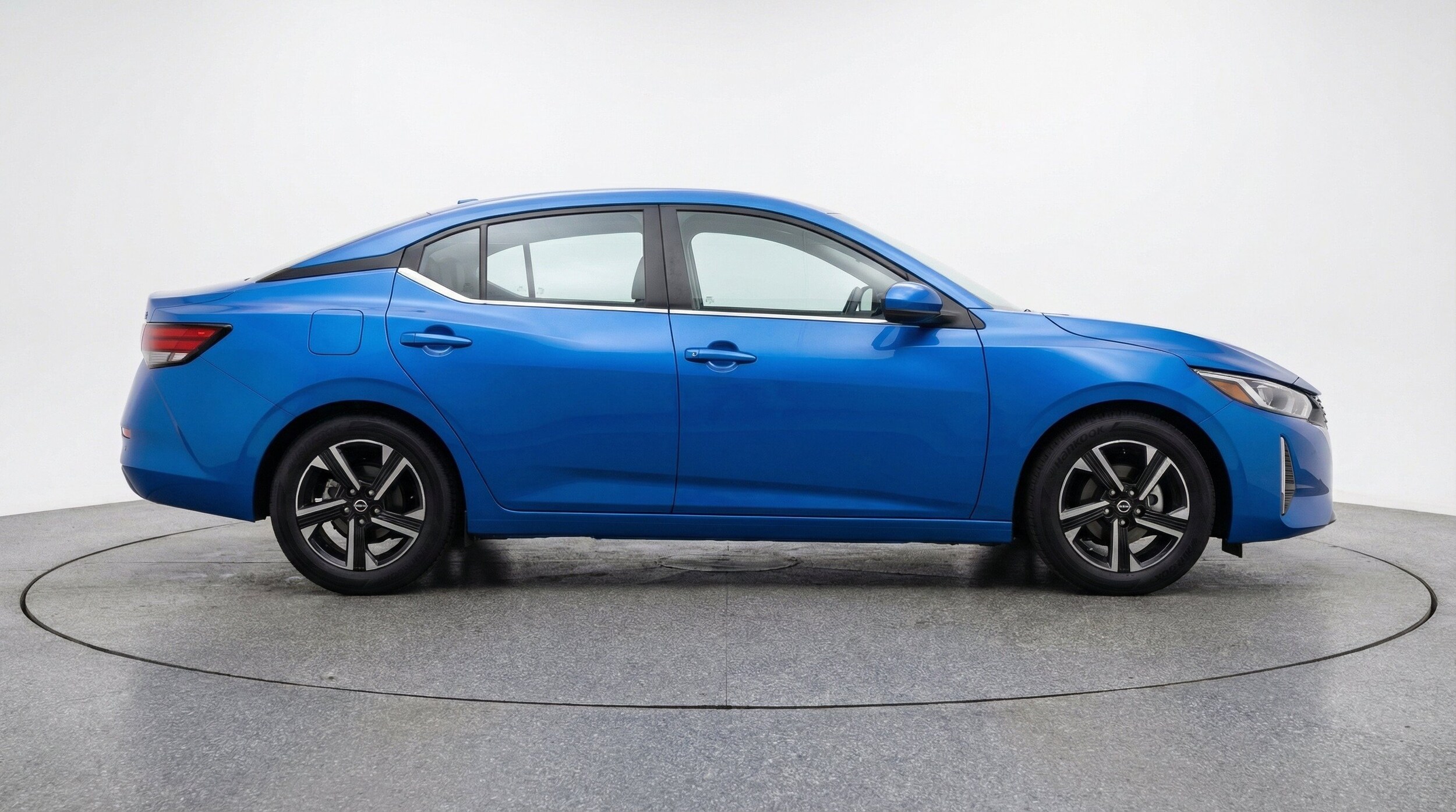 Thumbnail: 2025 Nissan Sentra - 11