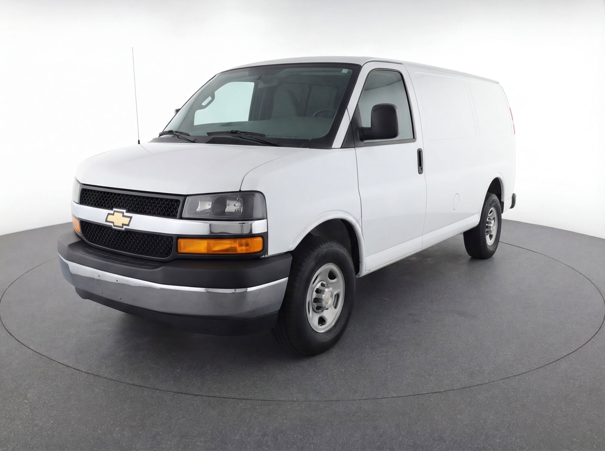 Thumbnail: 2025 Chevrolet Express - 3