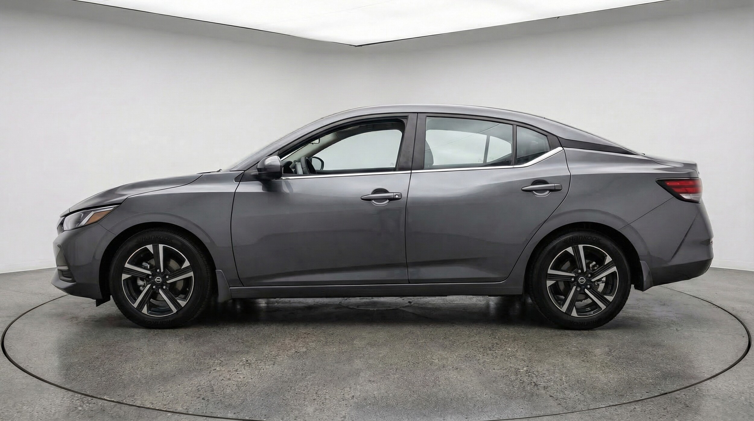 Thumbnail: 2025 Nissan Sentra - 4