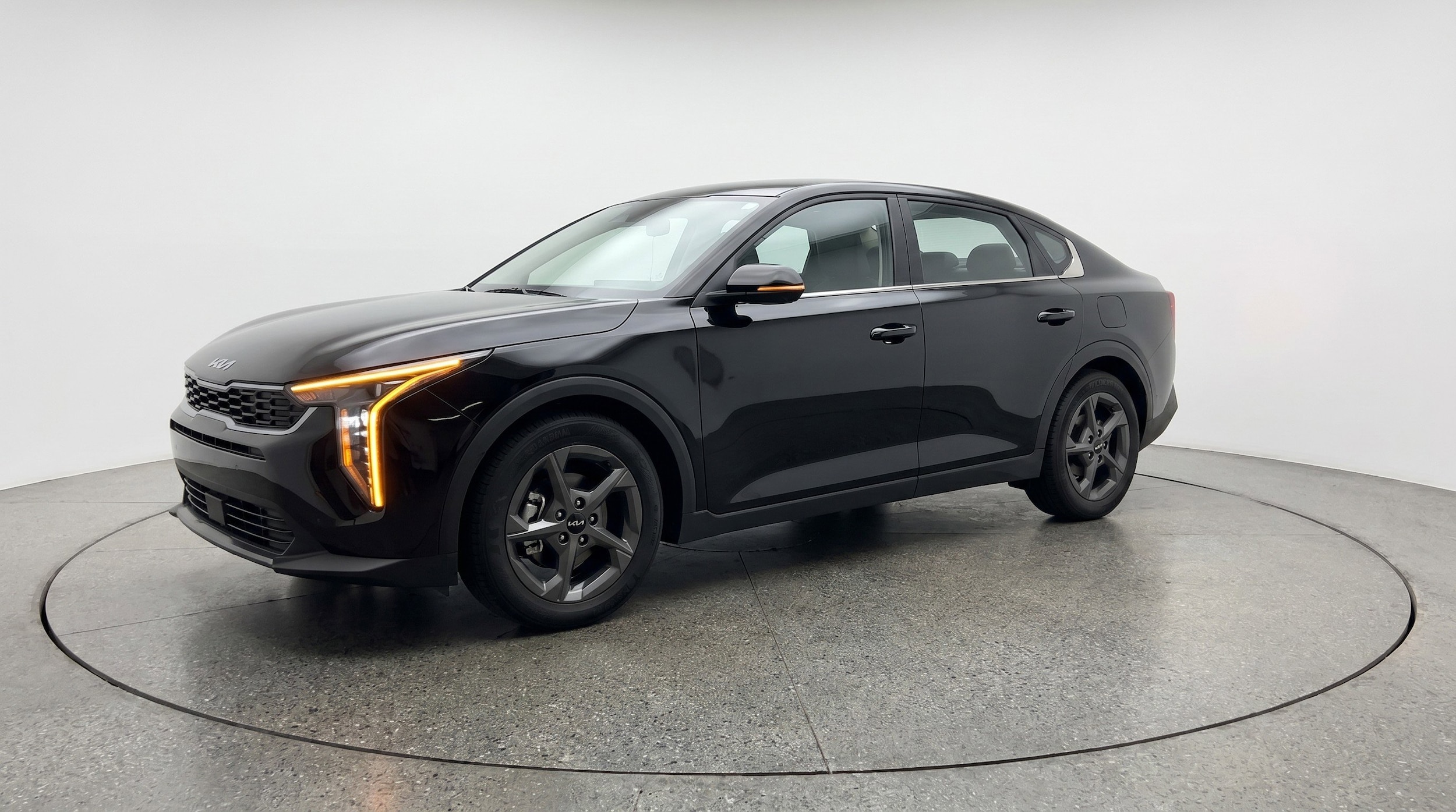 Thumbnail: 2025 Kia K4 - 3