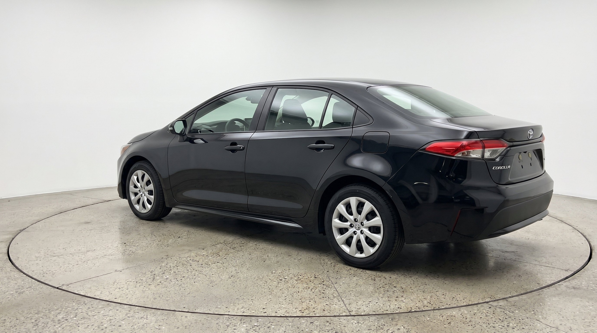 Thumbnail: 2025 Toyota Corolla - 6