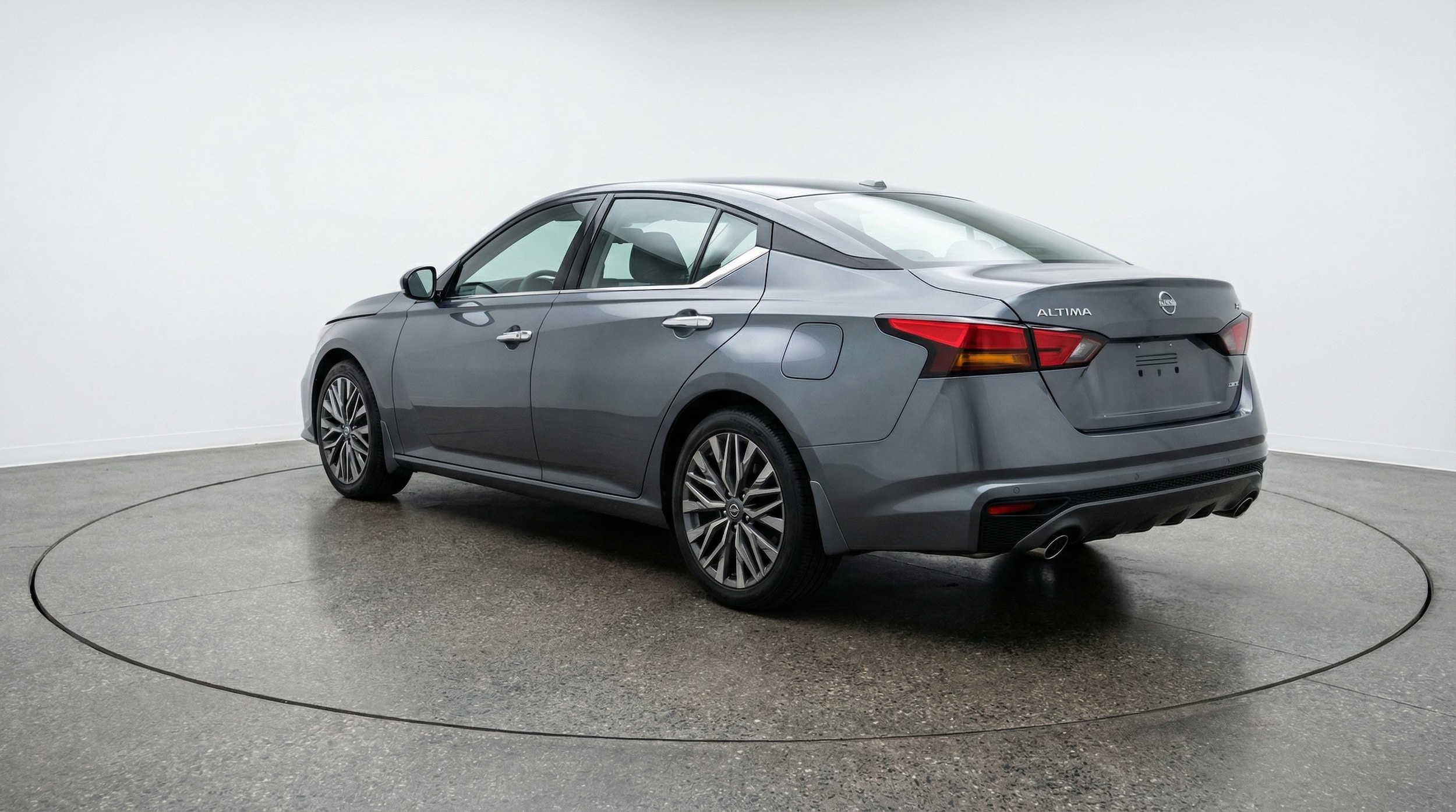 Thumbnail: 2025 Nissan Altima - 5