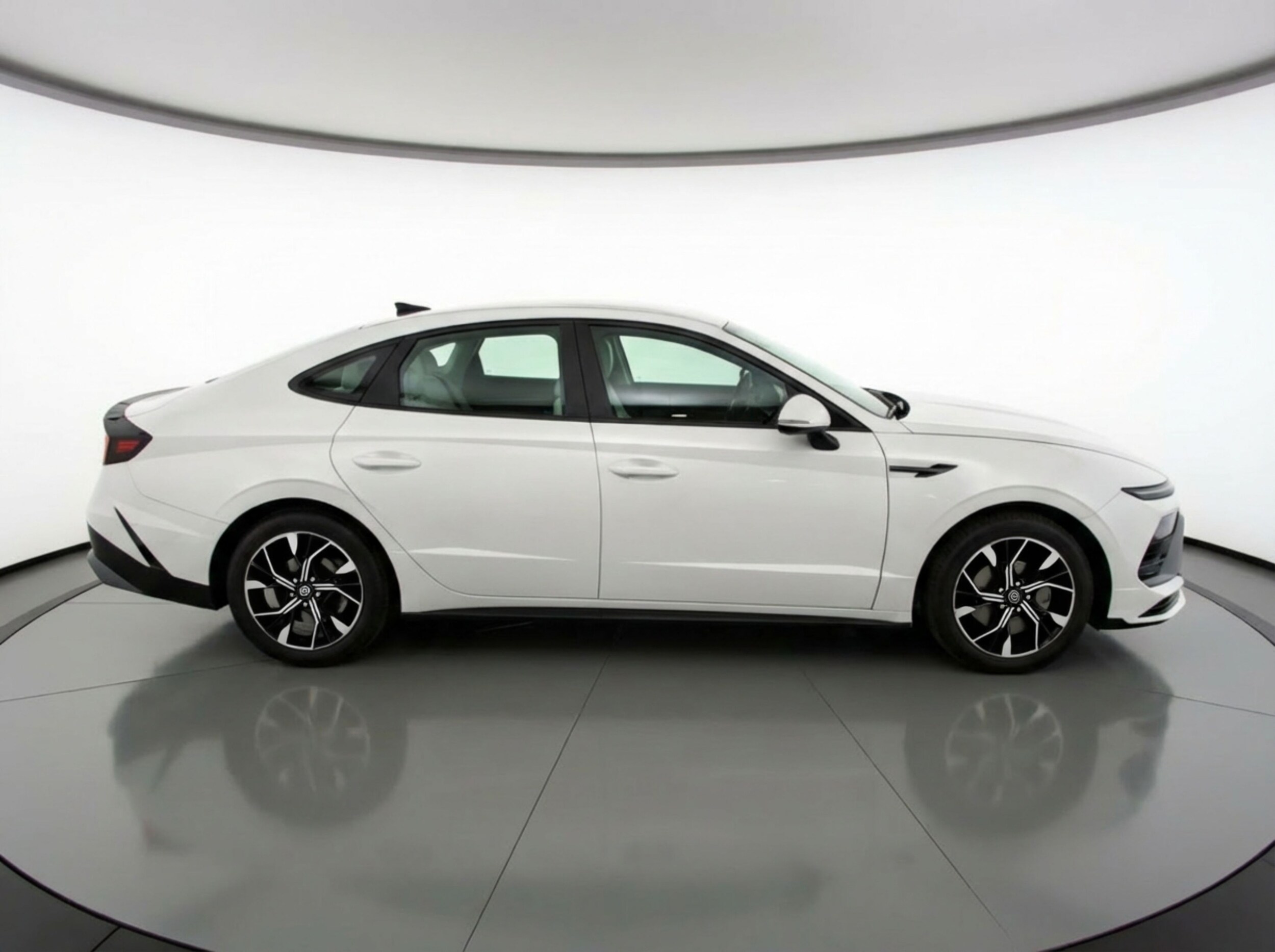 Thumbnail: 2025 Hyundai Sonata - 8