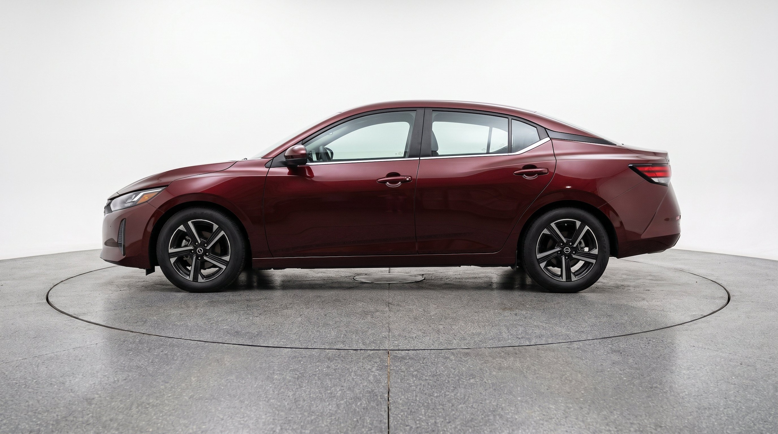 Thumbnail: 2025 Nissan Sentra - 5