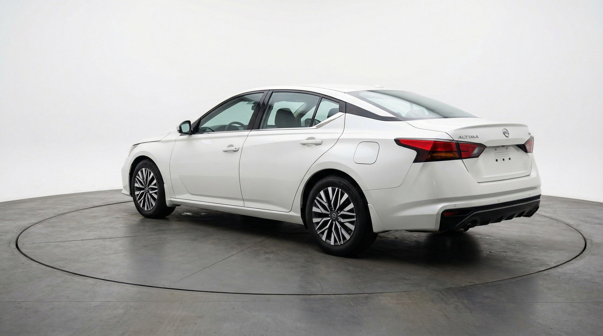 Thumbnail: 2025 Nissan Altima - 6