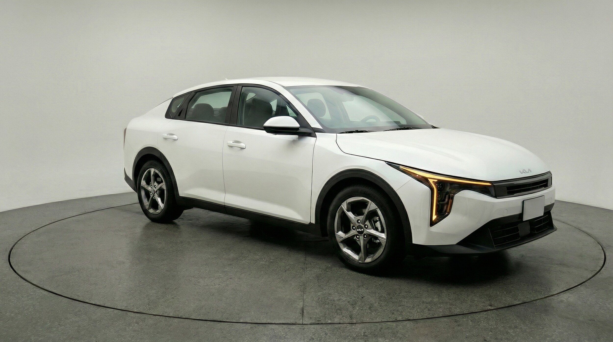 Thumbnail: 2025 Kia K4 - 1