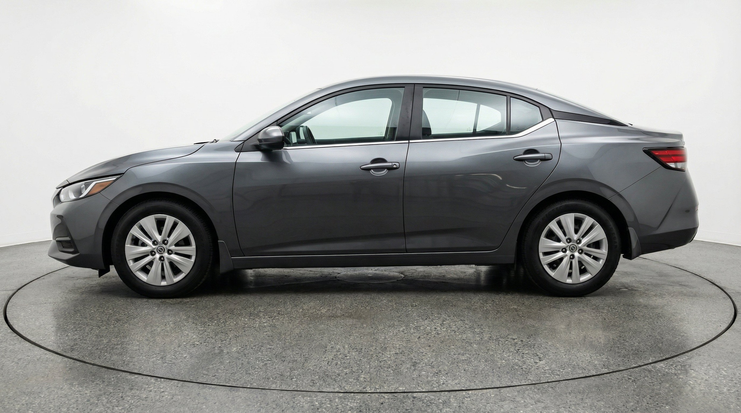 Thumbnail: 2025 Nissan Sentra - 5