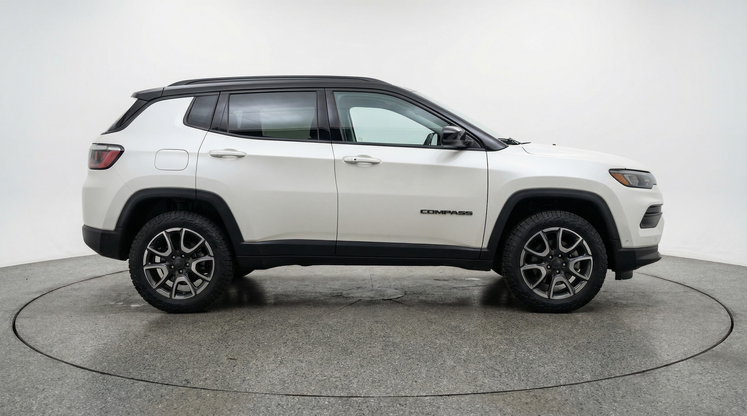 Thumbnail: 2025 Jeep Compass - 8