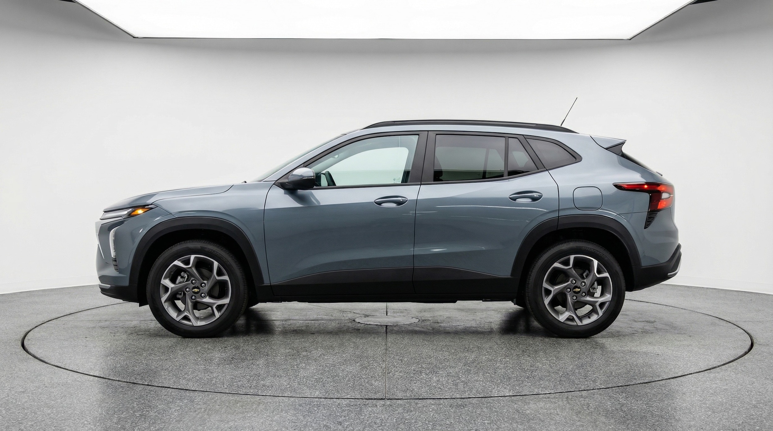 Thumbnail: 2025 Chevrolet Trax - 4